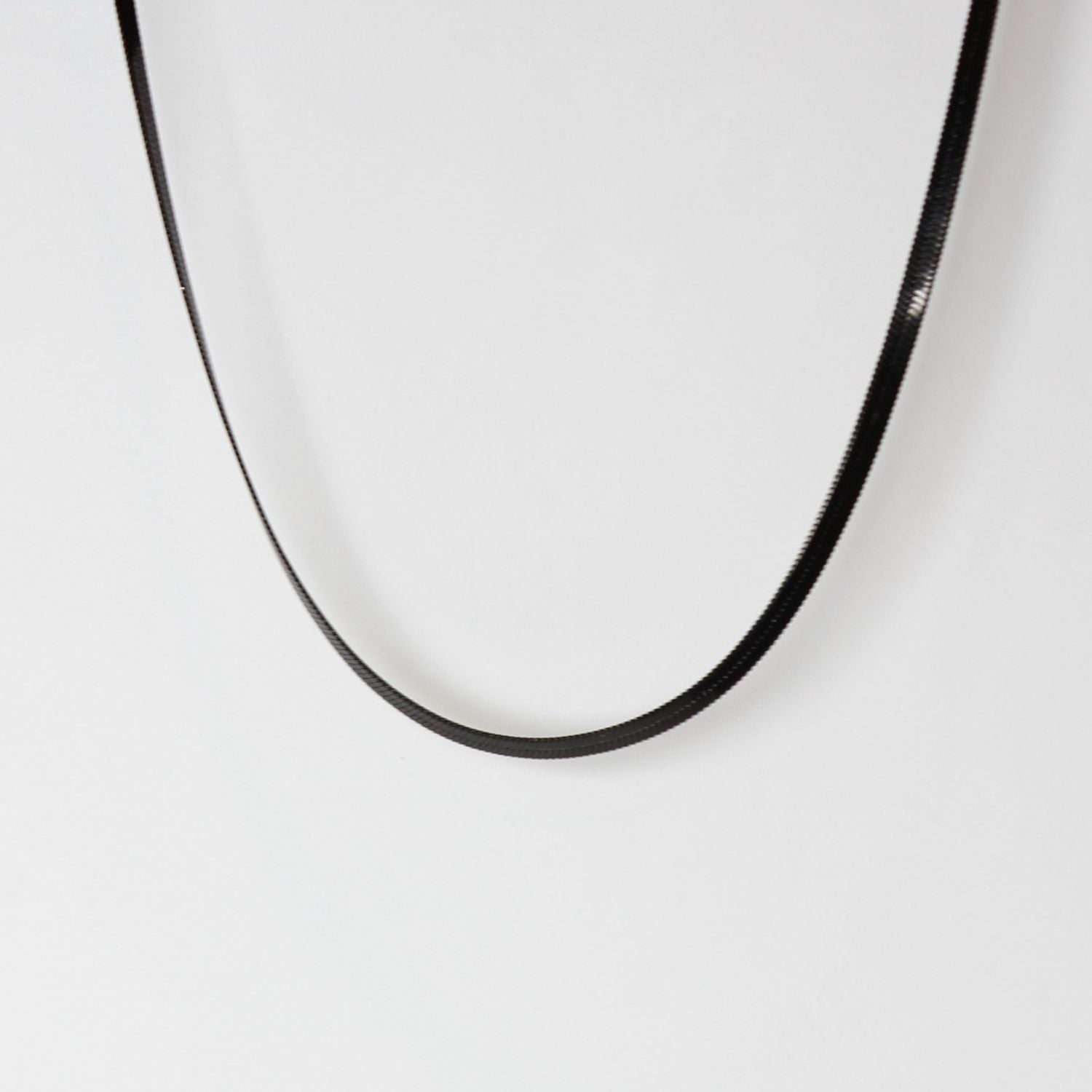 Buy Flat Snake Chain Black in Pakistan