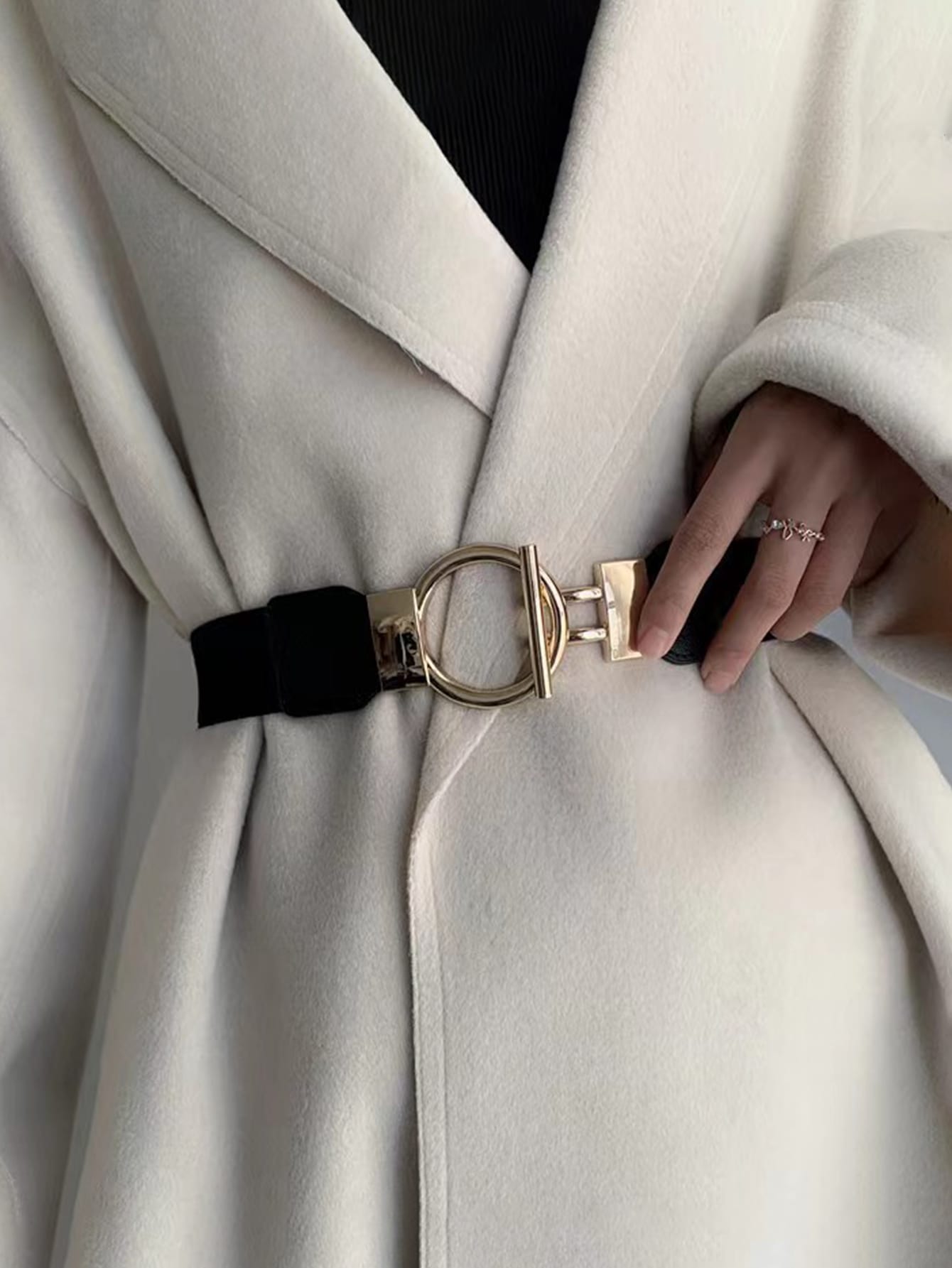 Buy SHEIN 1pc Women's Fashionable Elastic Waist Belt With Round Buckle For Dress Or Skirt in Pakistan