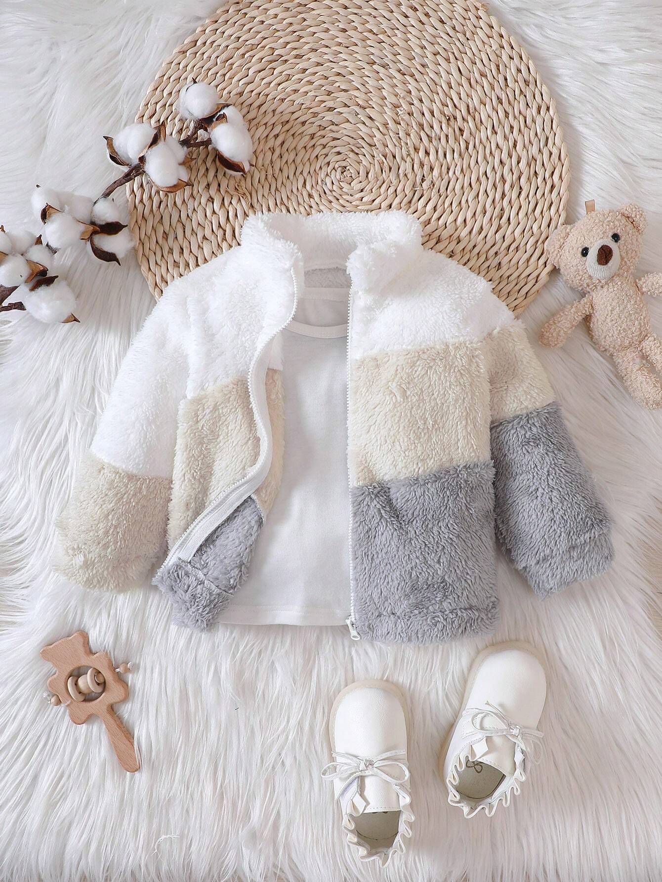 Buy SHEIN Baby Boy Reversible Fleece Grey Patchwork Zipper Jacket , Fashionable Street Style Fit For Autumn/Winter Outings, Soft Plush Fabric, Comfortable in Pakistan