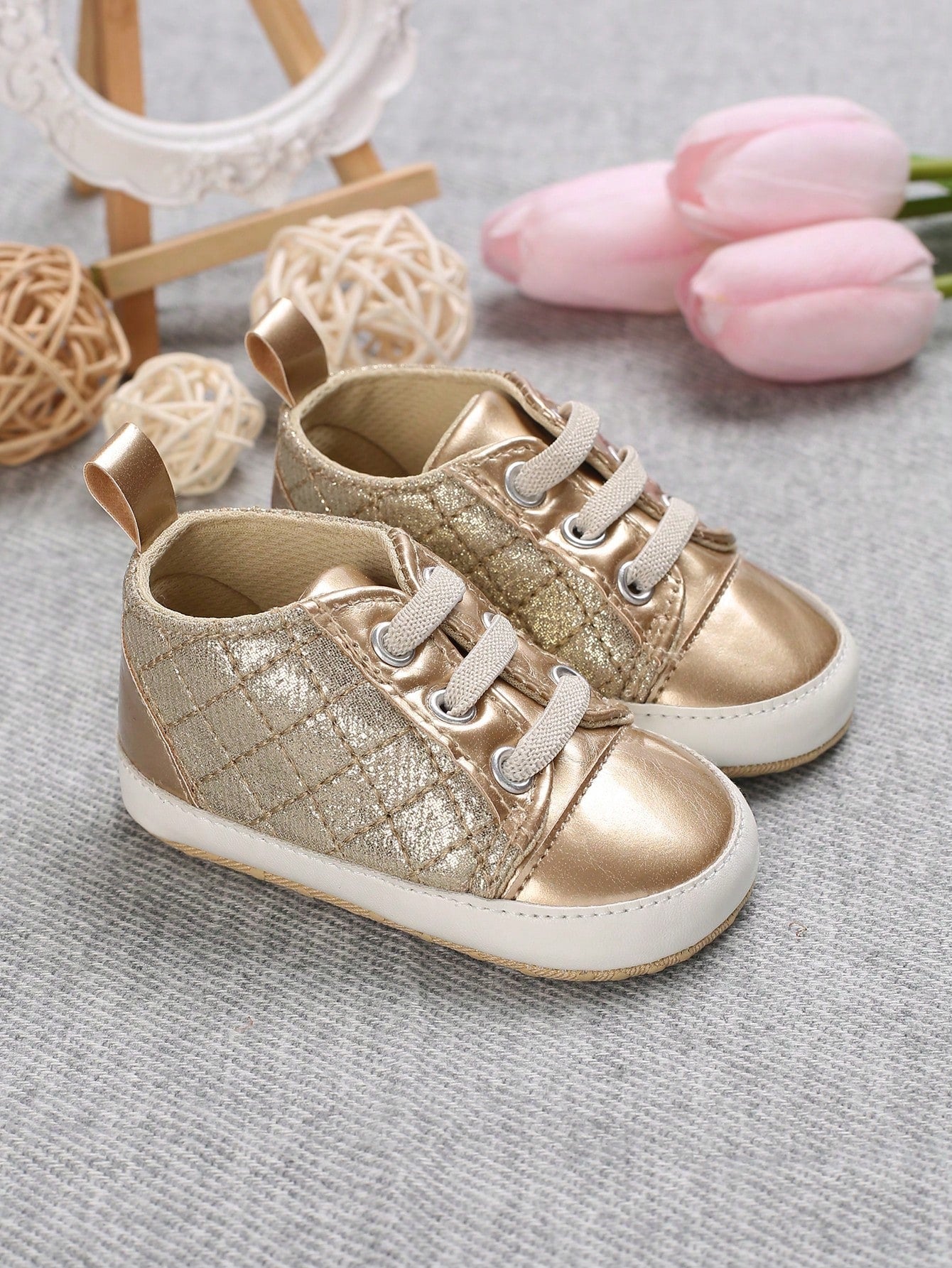 Buy SHEIN Baby Girls Lace Up Plaid Embossed Skate Shoes For Outdoor in Pakistan
