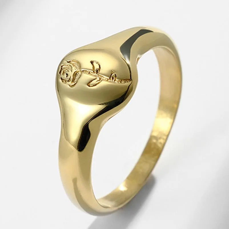 Buy Orb & Gravel Rose Engraved Gold Ring in Pakistan