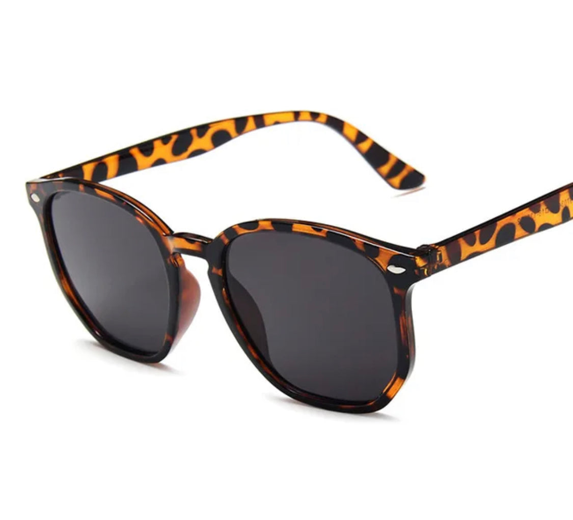 Buy Orb & Gravel Leopard Round Trendy Sunglasses in Pakistan