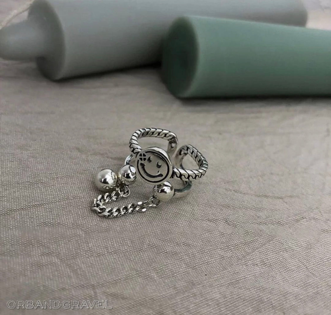Buy Orb & Gravel Smiley Chain Silver Ring in Pakistan
