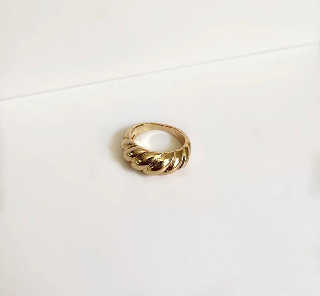 Buy Orb & Gravel Gold Plated Thick Twisted Ring in Pakistan