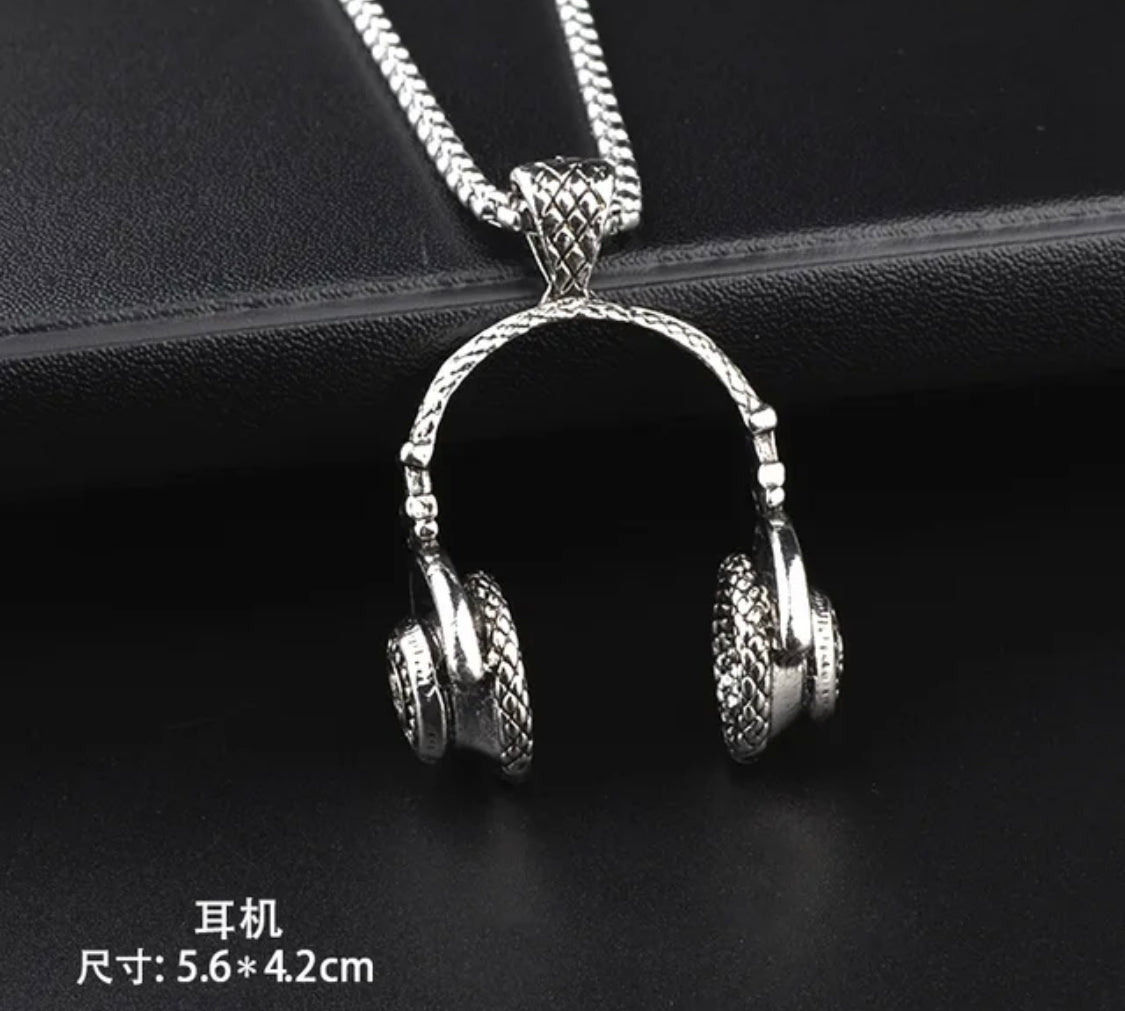 Buy Orb & Gravel Headphones Long Chain Silver in Pakistan