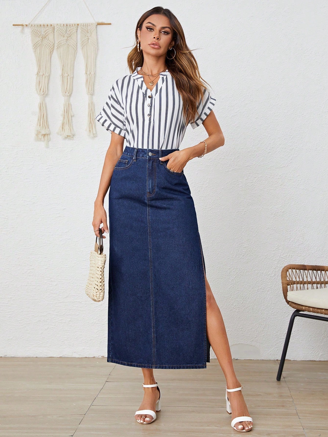 Buy SHEIN LUNE Solid Split Thigh Denim Skirt in Pakistan