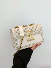 Buy SHEIN Vintage Floral Single-Shoulder Chain Bag For Girls, New Fashion Women Square Bag Classic Bag (Gold-Tone Metal Lock, Versatile Flower Material, Suitable For Beautiful Ladies With Good Elegant) in Pakistan