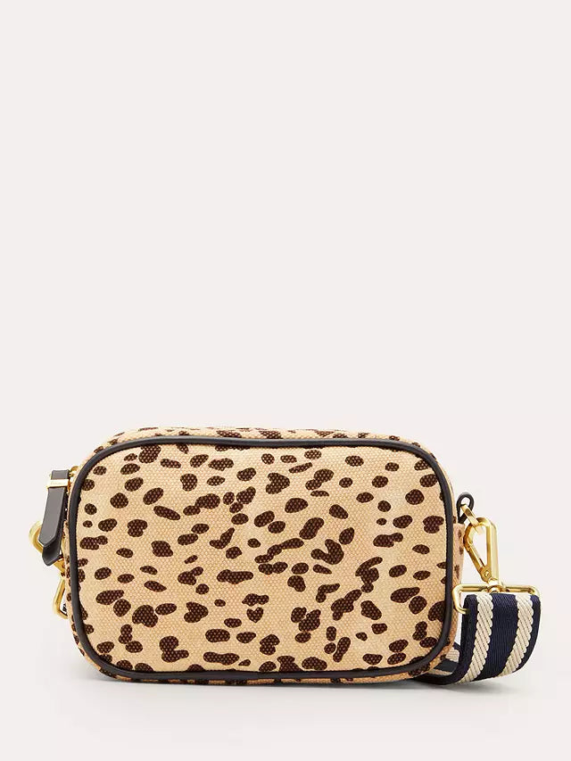 Buy Cheetah Print Crossbody Bag in Pakistan