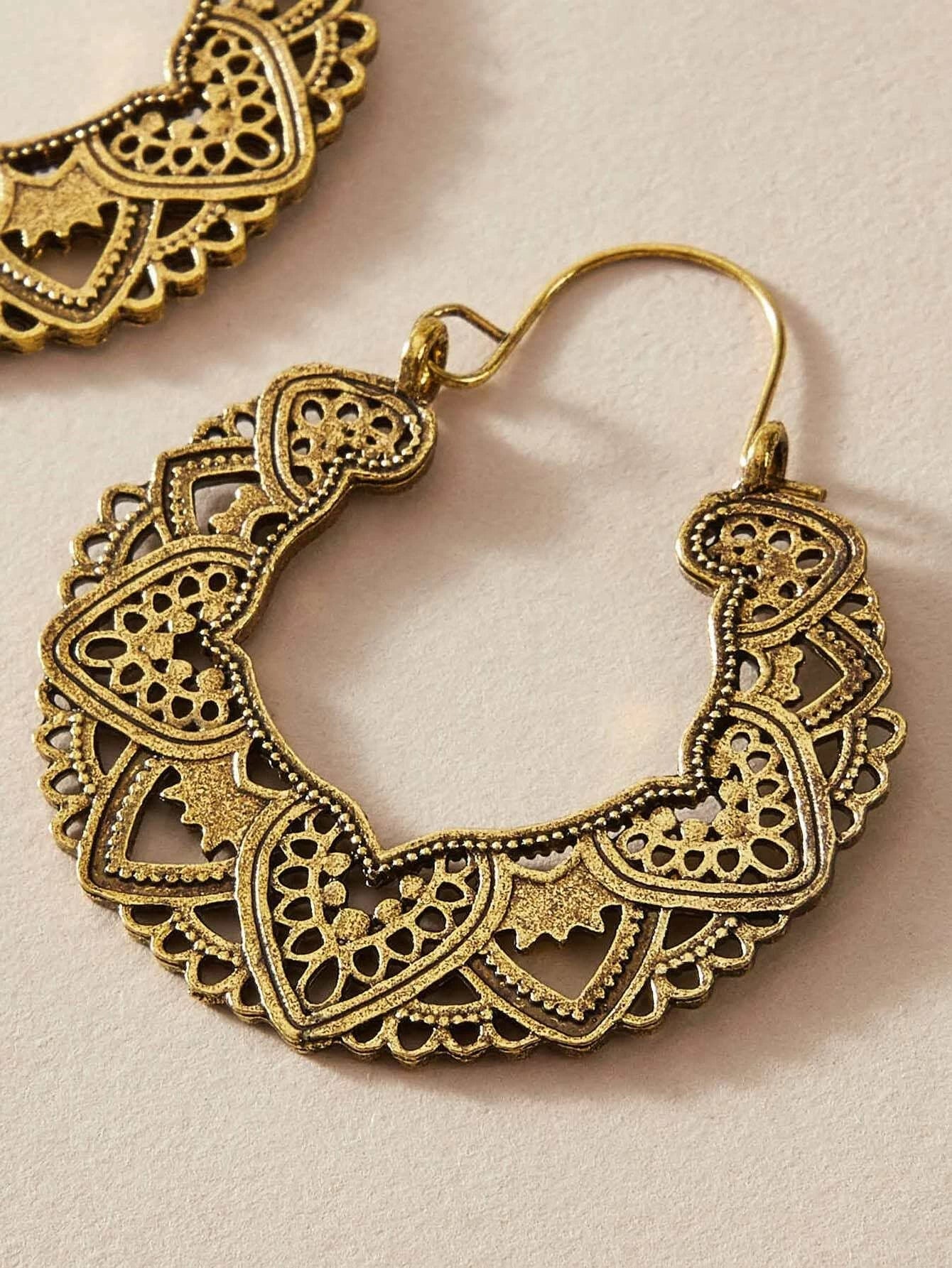 Buy SHEIN 1pair Bohemian Hollow Out Drop Earrings in Pakistan