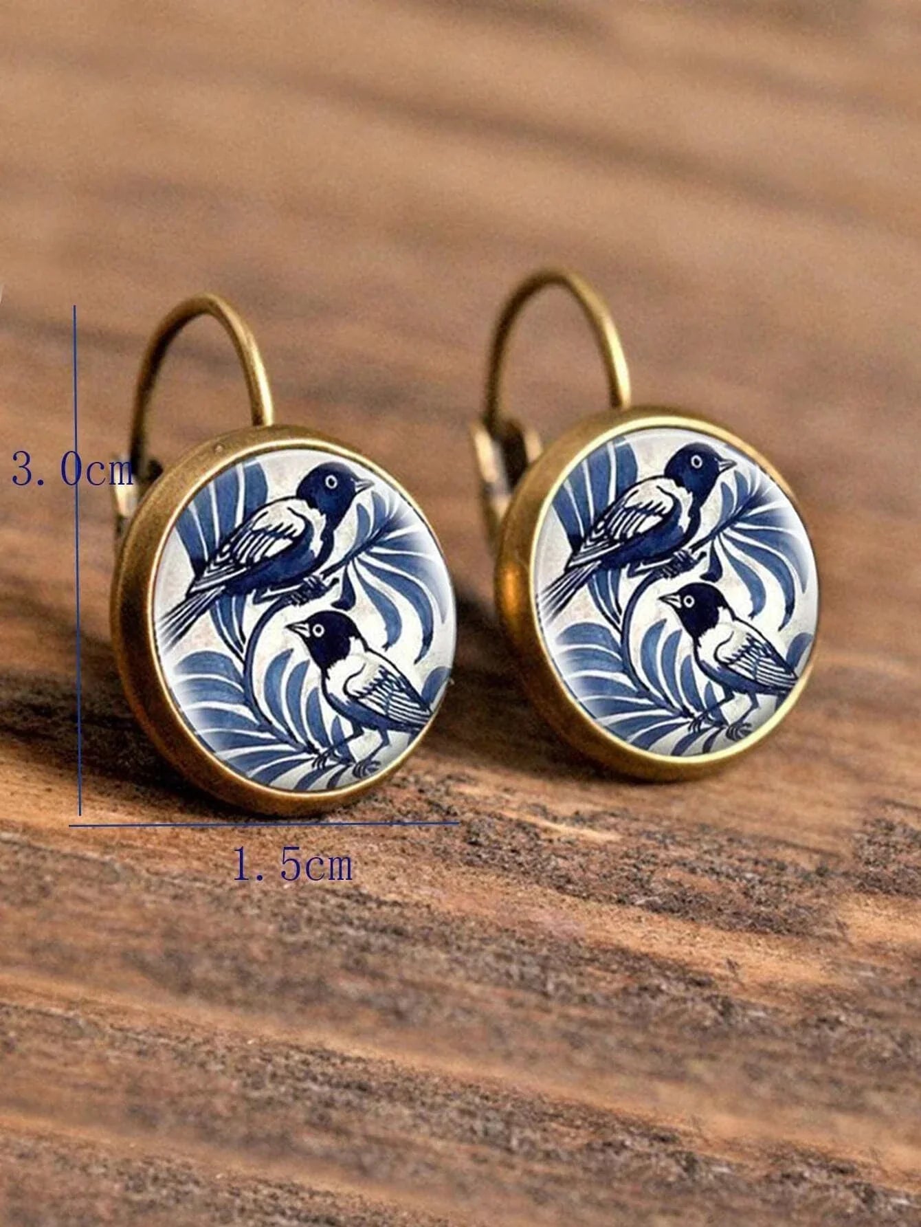 Buy SHEIN EMERY ROSE Bird Pattern Round Earrings in Pakistan