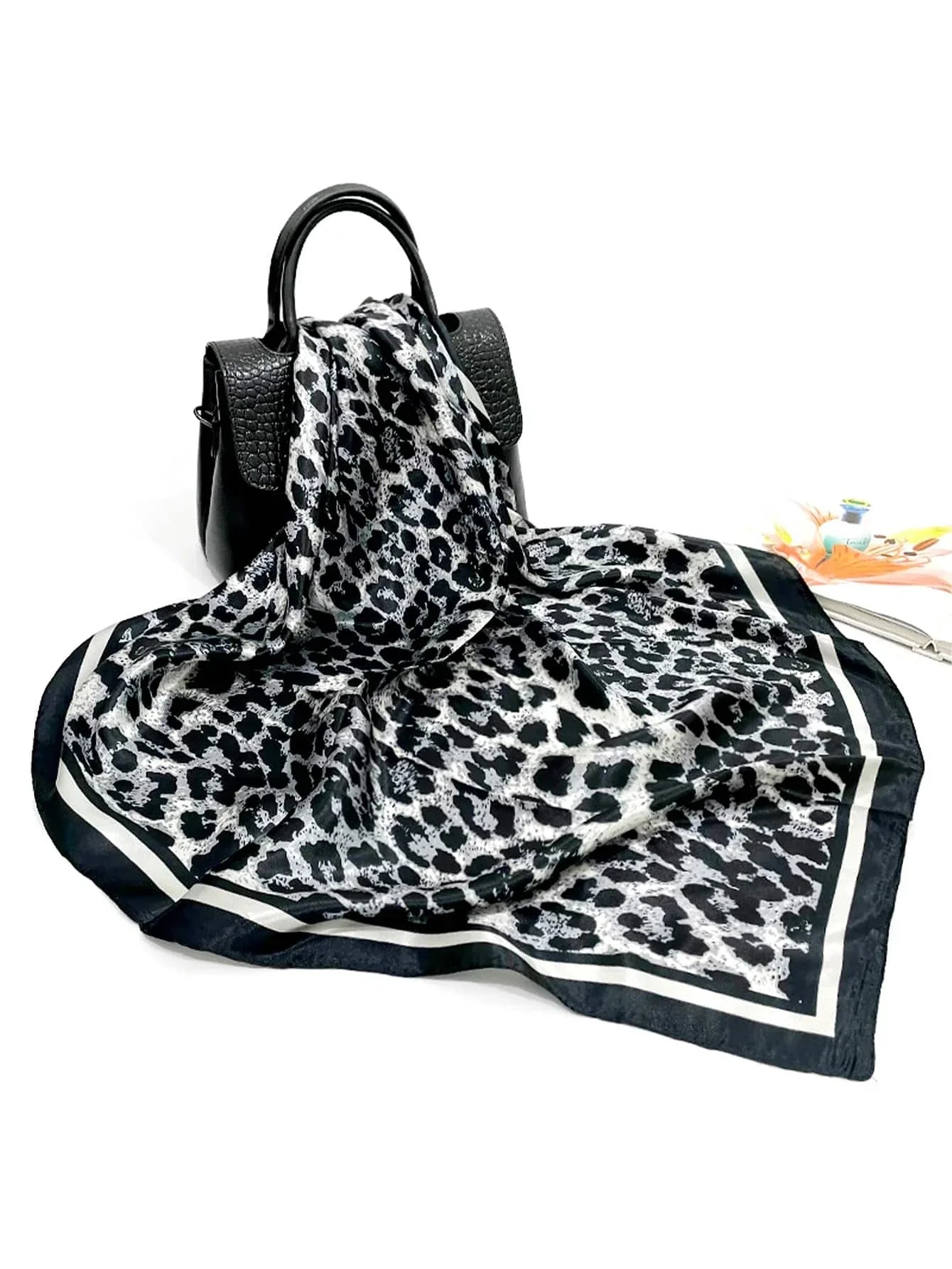 Buy Shein Leopard Print Bandana in Pakistan