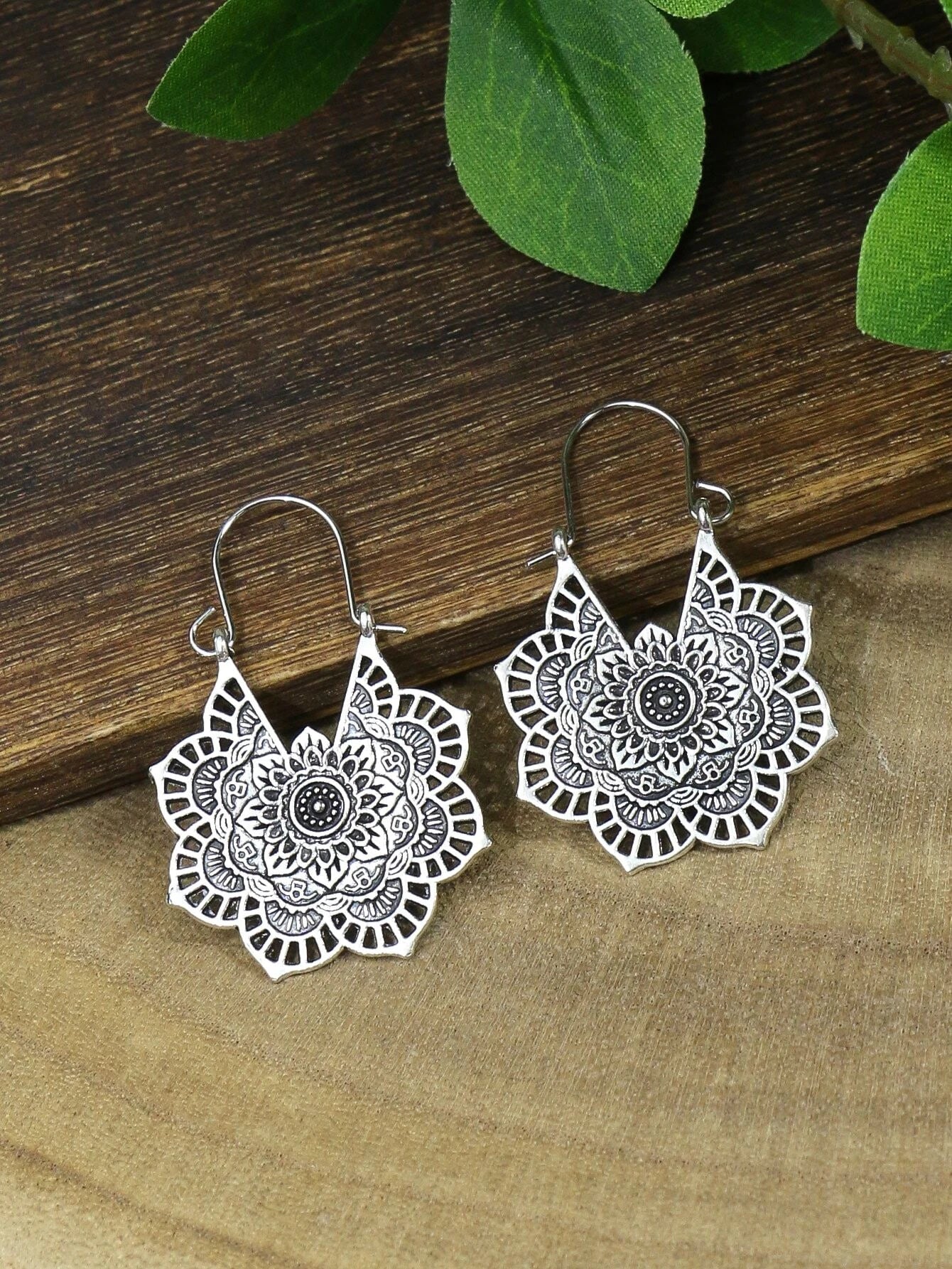 Buy SHEIN EMERY ROSE 6pairs Hollow Out Hoop Earrings in Pakistan