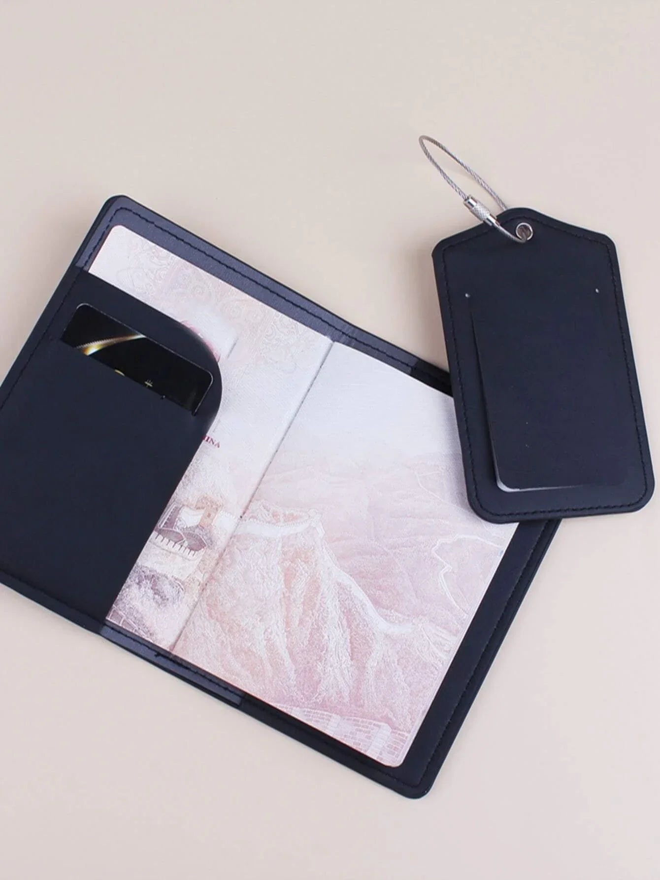 Buy Shein Metallic Airplane & Letter Graphic Passport Case & Luggage Tag in Pakistan
