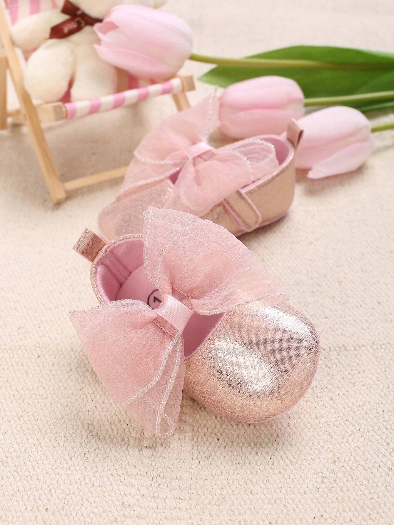 Buy SHEIN Baby Girls Bow Decor Flats For Spring & Fall in Pakistan