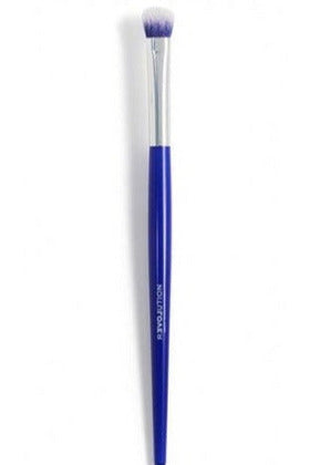 Buy Revolution Relove Queen Pigment Blending Brush in Pakistan
