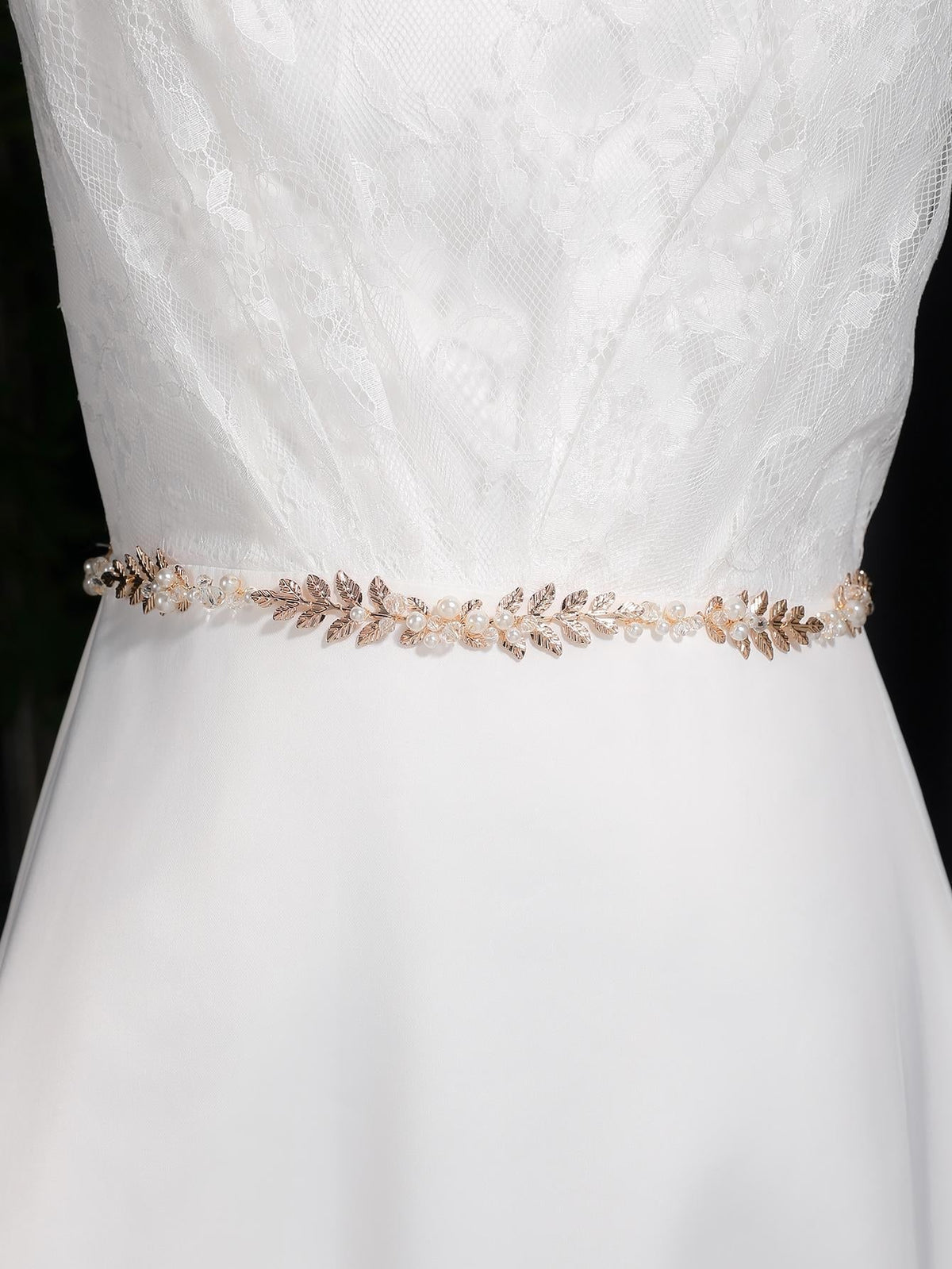 Buy SHEIN 1pc Gold Color Delicate Leaf Shaped Pearl & Crystal Bridal Waist Chain in Pakistan