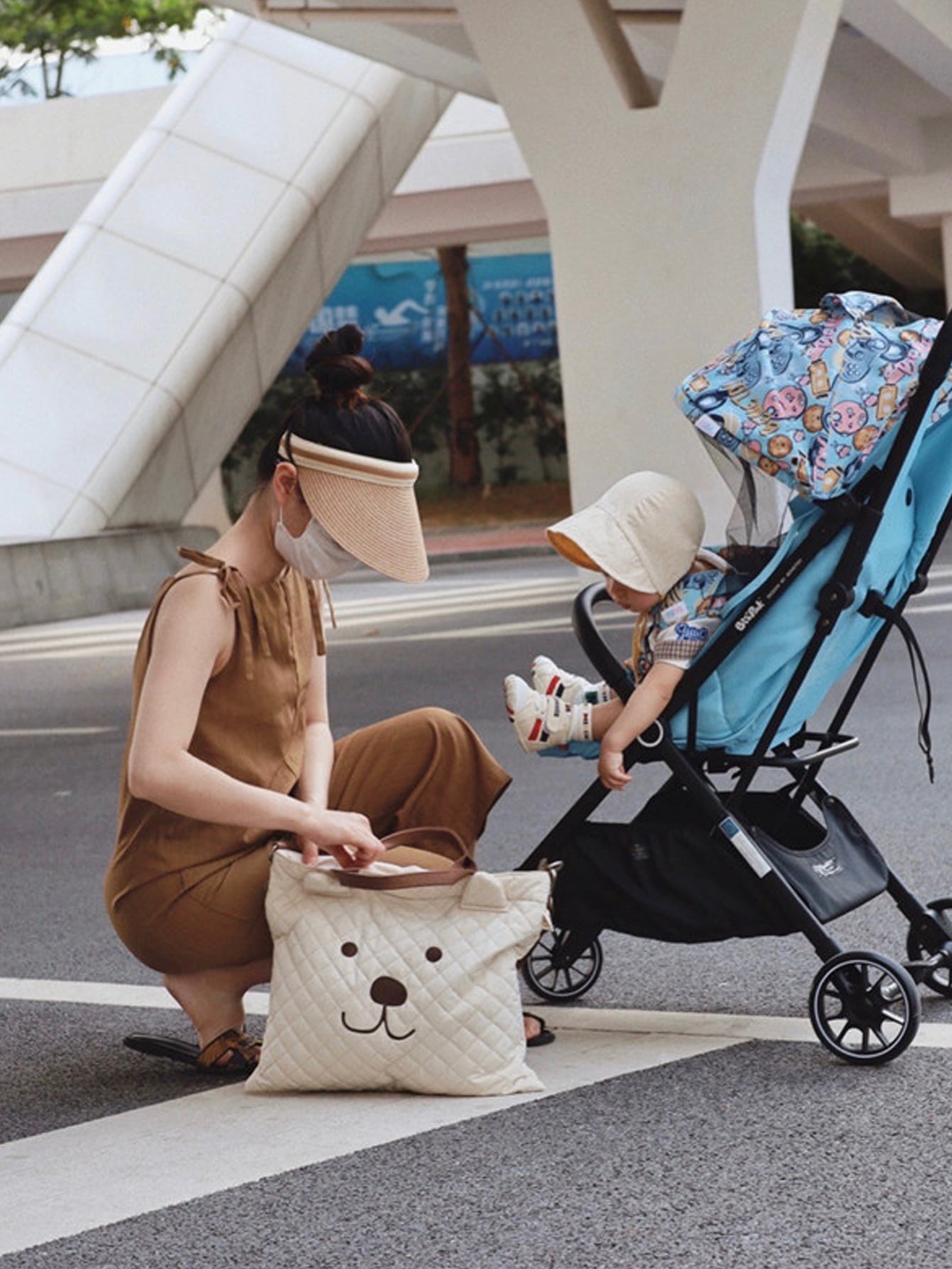 Buy SHEIN 1pc Quilted Embroidered Portable Maternity Travel Bag in Pakistan