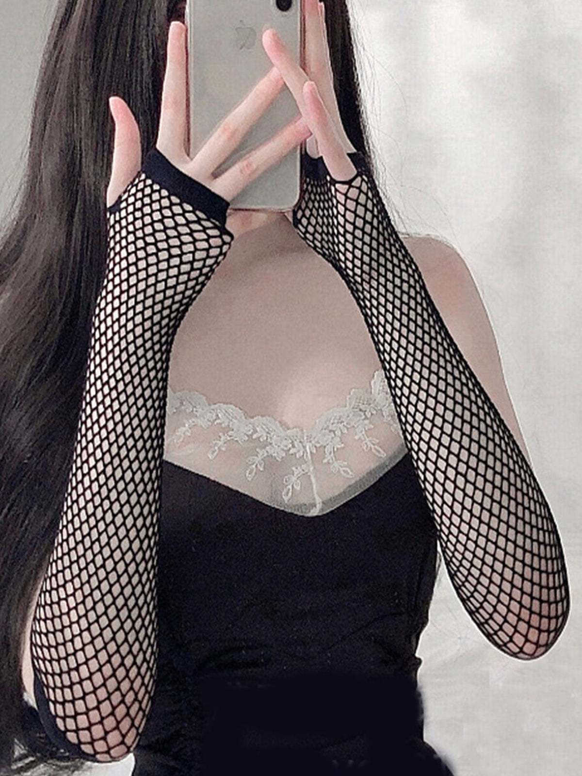 Buy SHEIN 1pc Solid Fishnet Fingerless Gloves in Pakistan