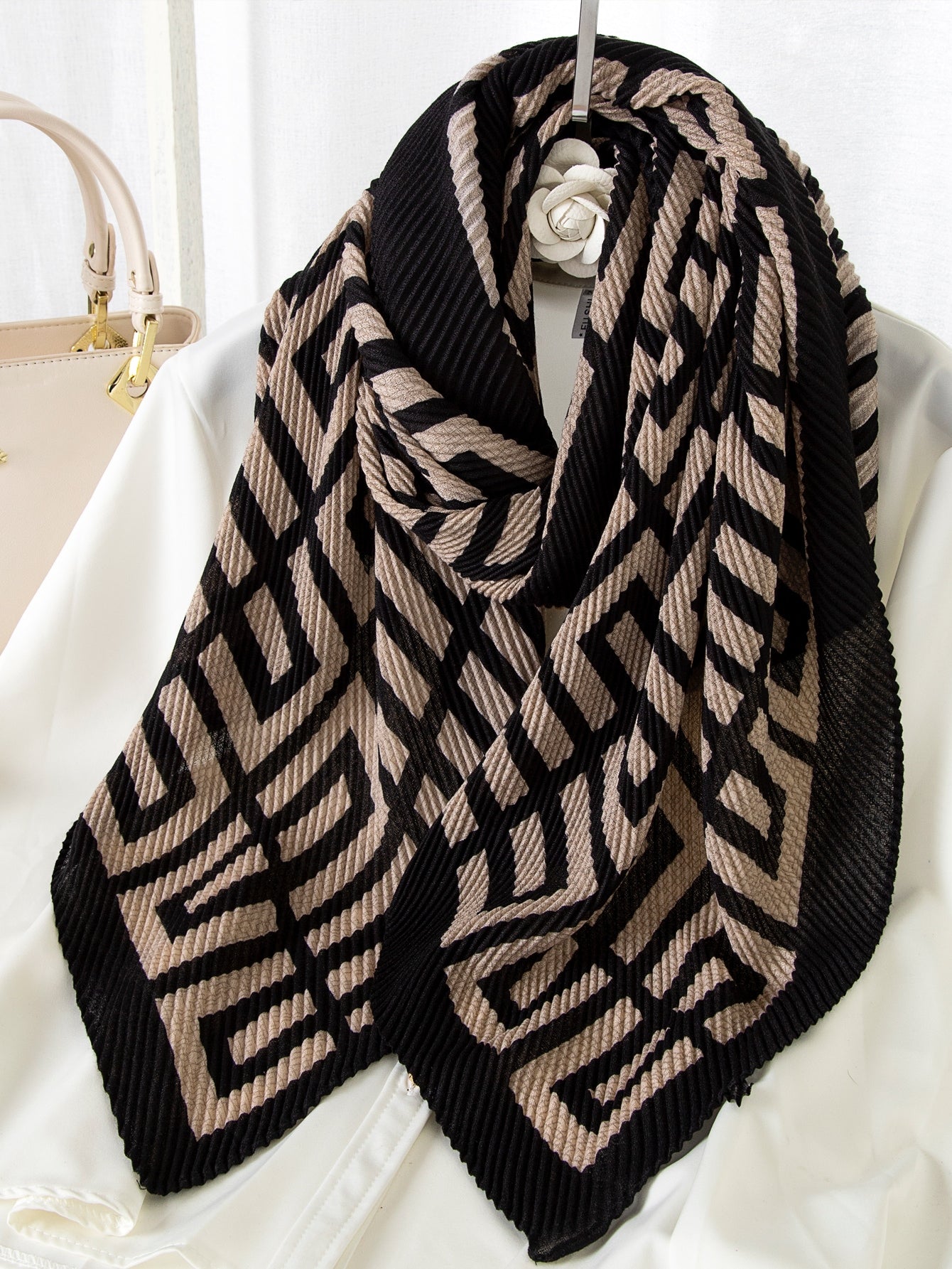 Buy SHEIN 1pc Women's Fashionable Printed Linen Wrinkled Scarf in Pakistan