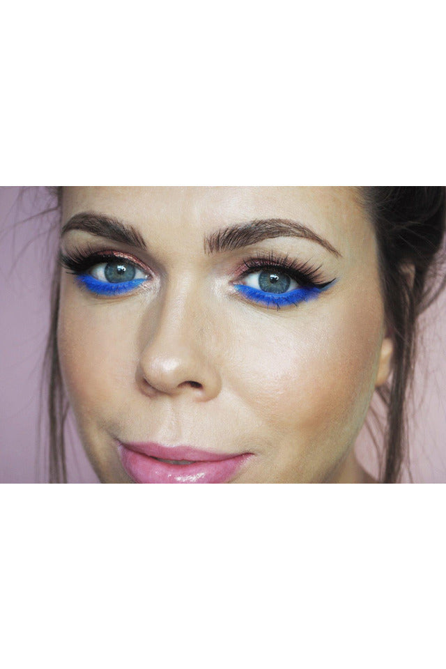 Buy Makeup Revolution Renaissance Eyeliner - Blue in Pakistan