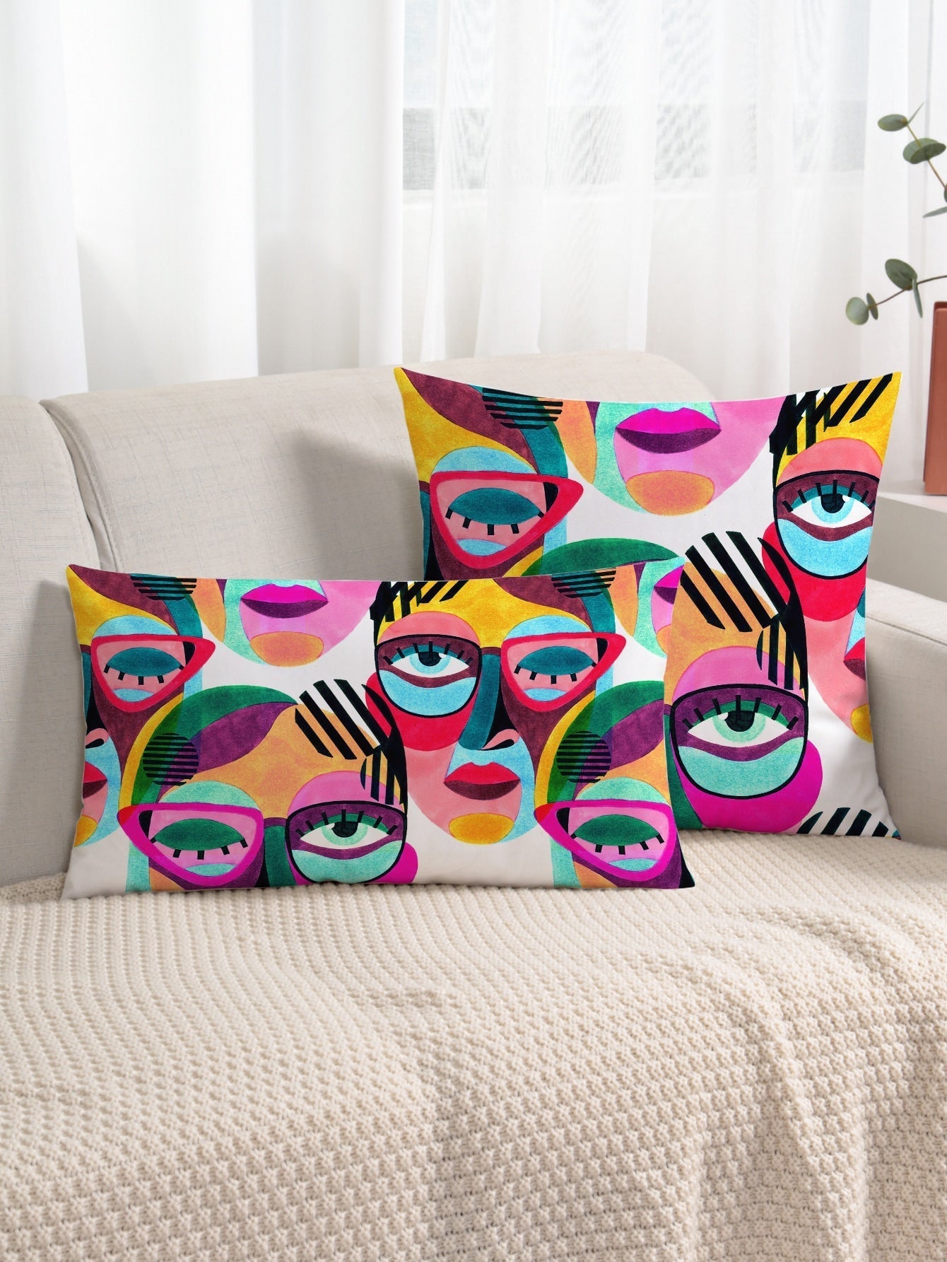 Buy SHEIN Abstract Figure Graphic Cushion Cover Without Filler, Modern Fabric Decorative Square Cushion Cover For Bed, Sofa in Pakistan