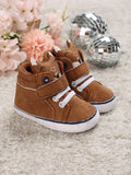 Buy SHEIN Baby Fox Decor Hook-and-loop Fastener Sneakers For Spring & Fall in Pakistan