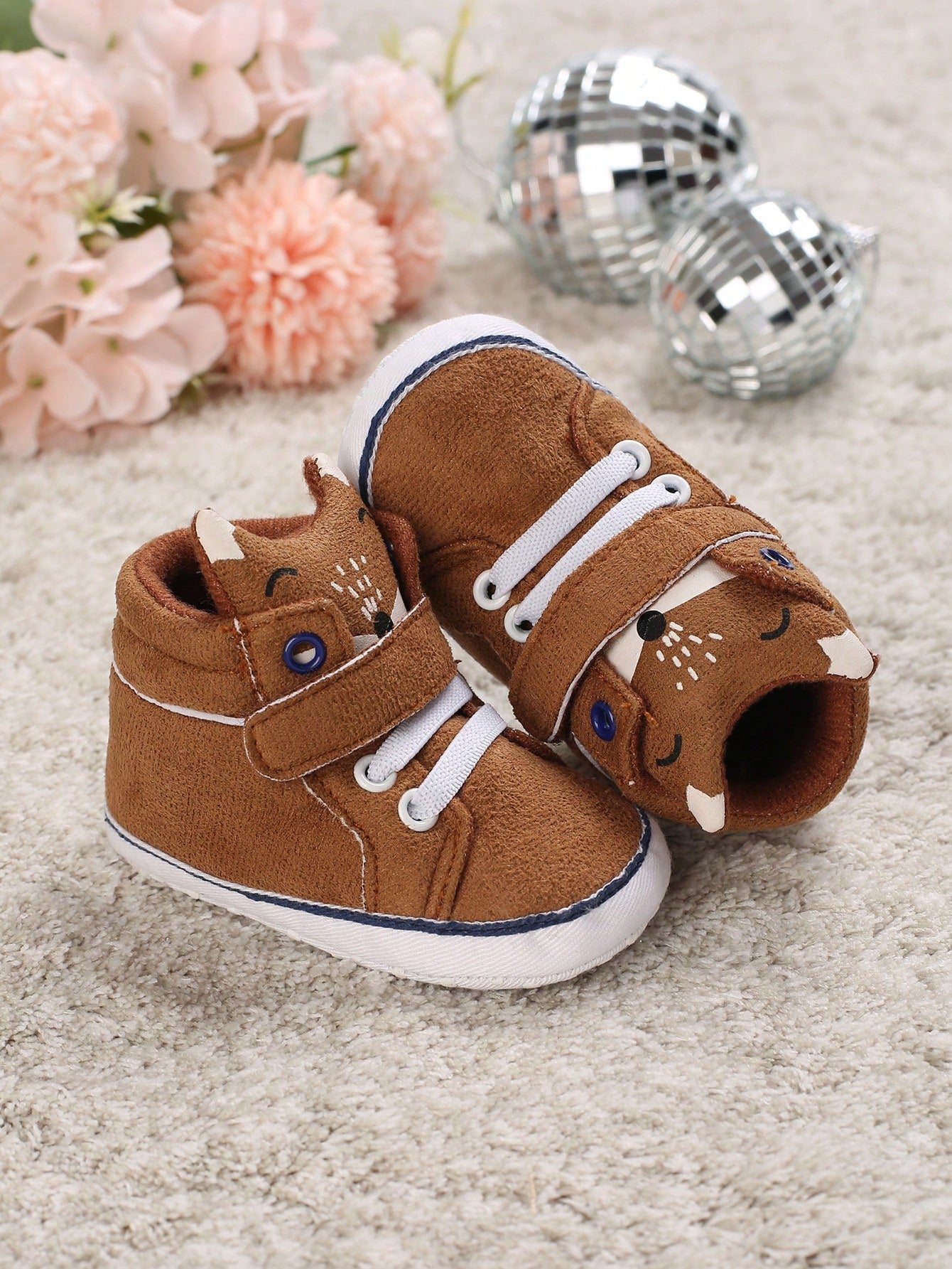 Buy SHEIN Baby Fox Decor Hook-and-loop Fastener Sneakers For Spring & Fall in Pakistan