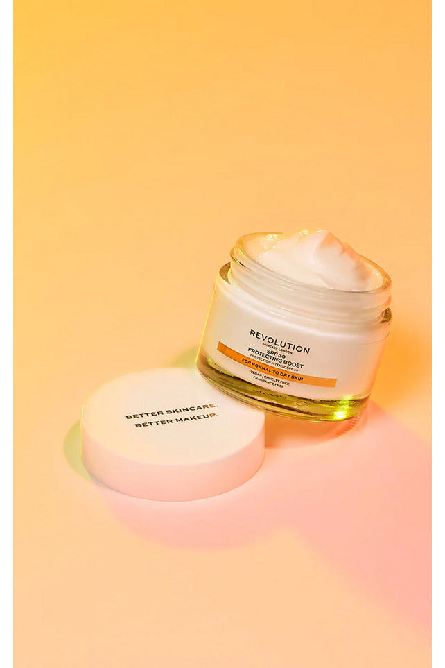 Buy Revolution Skincare Moisture Cream SPF30 Normal To Oily Skin in Pakistan