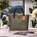 Buy Coach Willow Shoulder Bag Medium in Pakistan