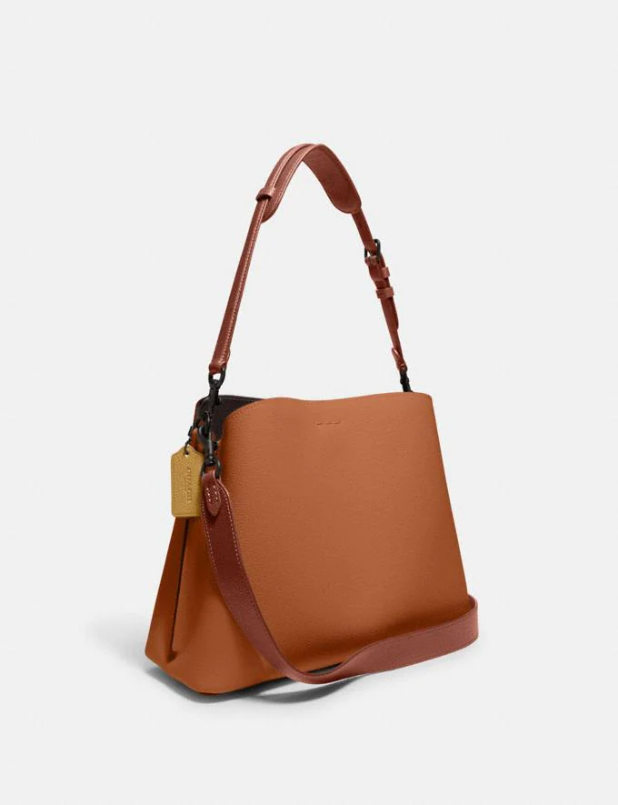 Buy Coach Willow Shoulder Bag Medium in Pakistan