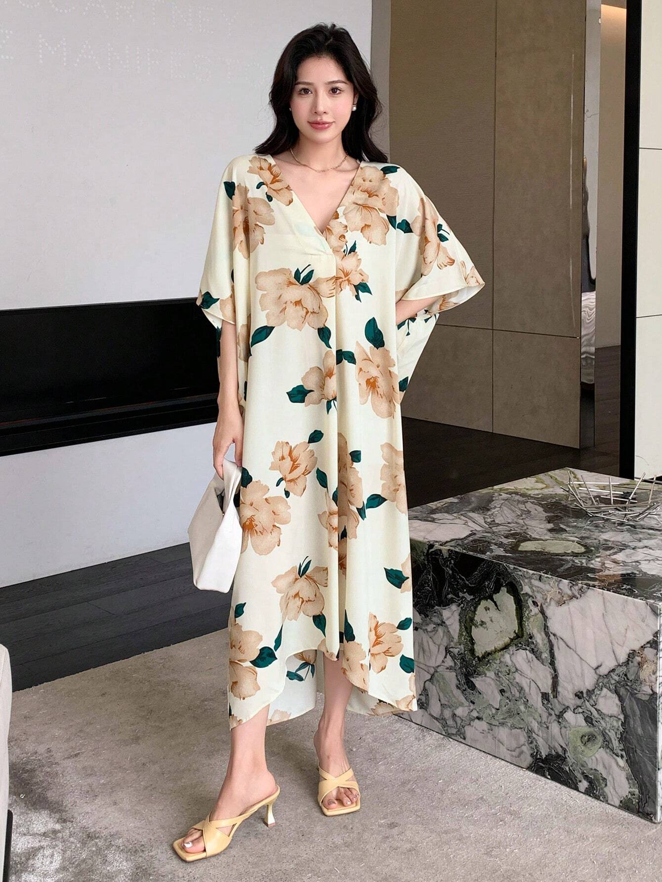 Buy DAZY Floral Print Batwing Sleeve Dress in Pakistan