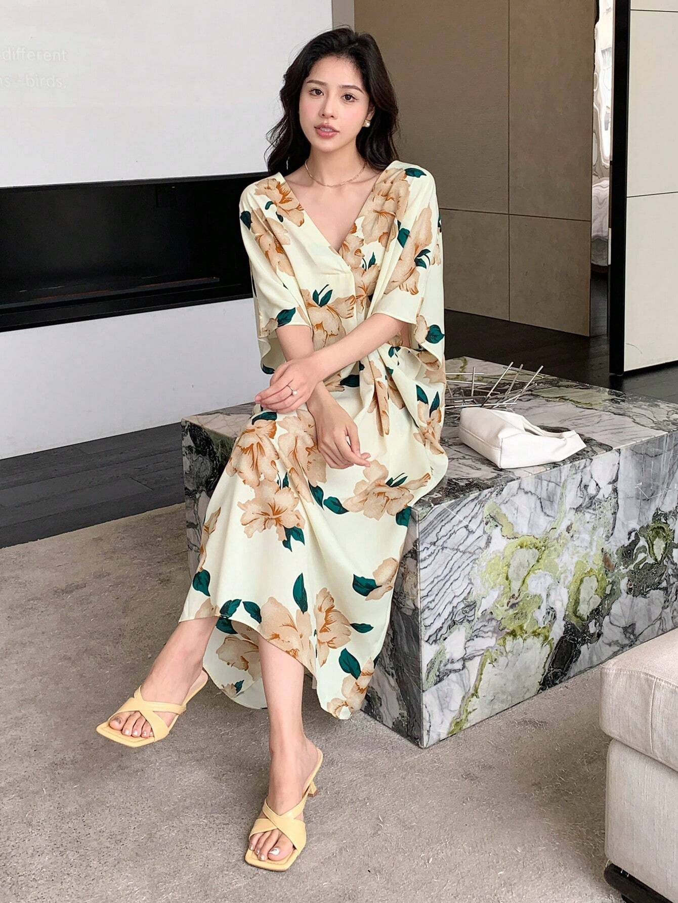 Buy DAZY Floral Print Batwing Sleeve Dress in Pakistan