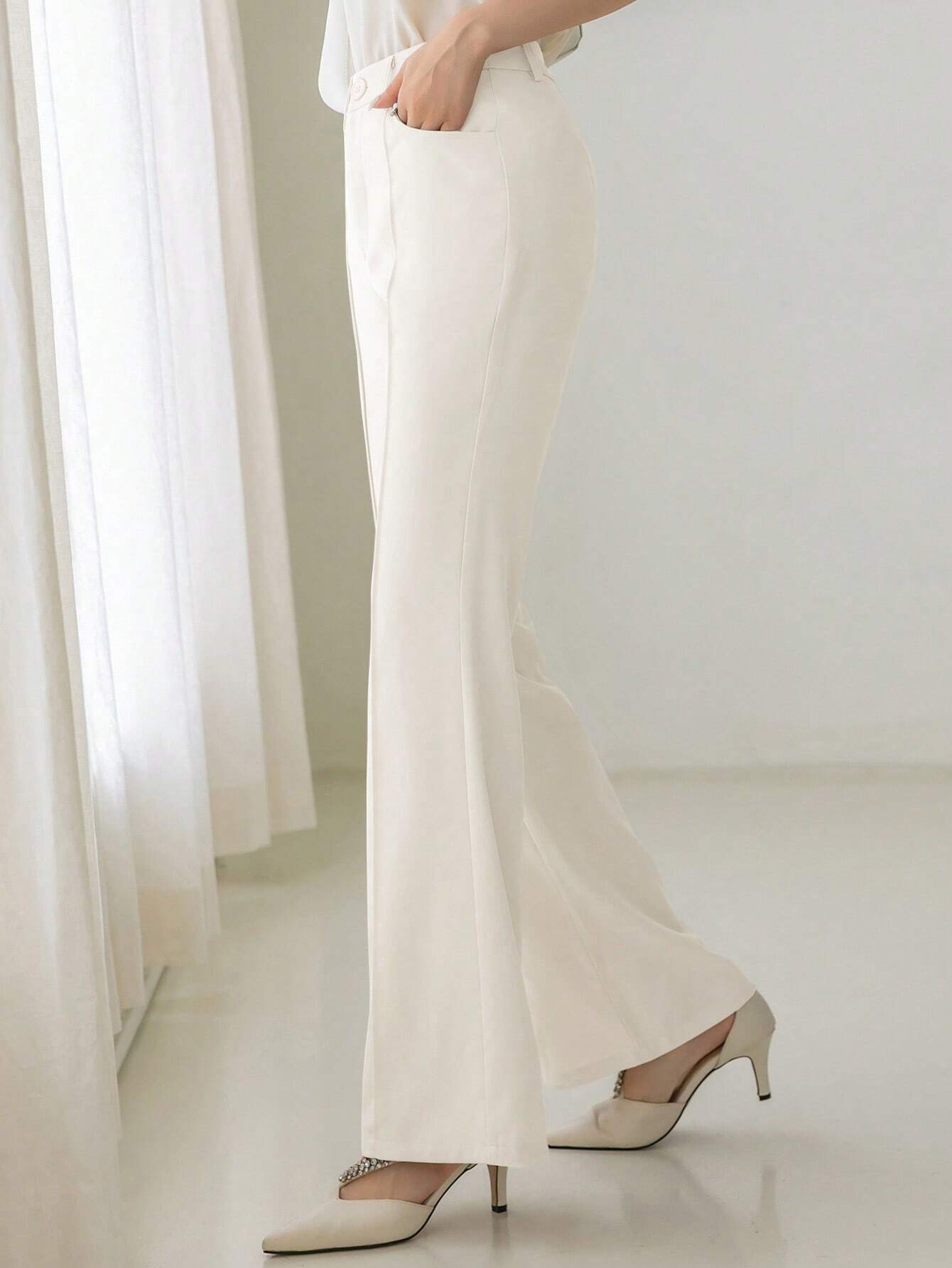 Buy SHEIN DAZY Women Elegant Casual Solid Color Flared Trousers in Pakistan