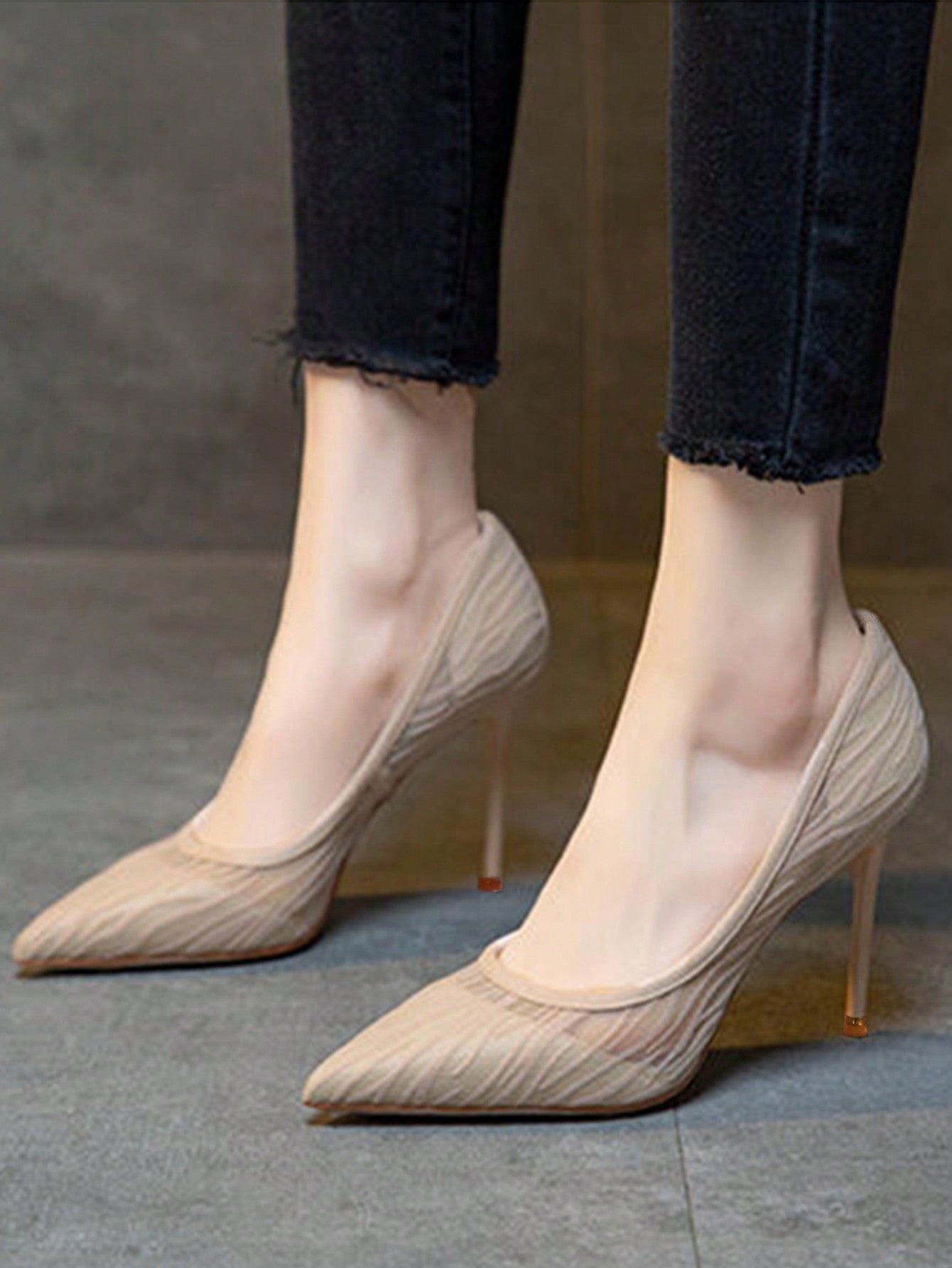 Buy SHEIN Elegant Pumps For Women, Textured Point Toe Stiletto Heeled Court Pumps in Pakistan