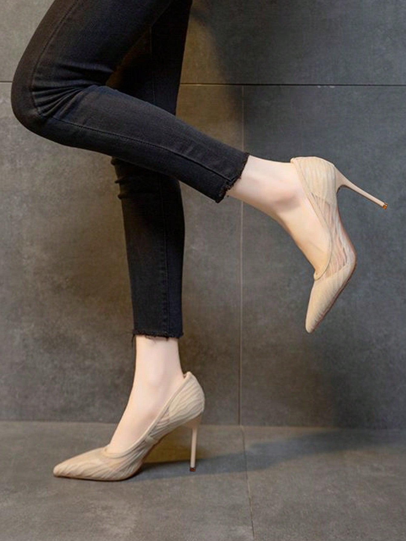 Buy SHEIN Elegant Pumps For Women, Textured Point Toe Stiletto Heeled Court Pumps in Pakistan