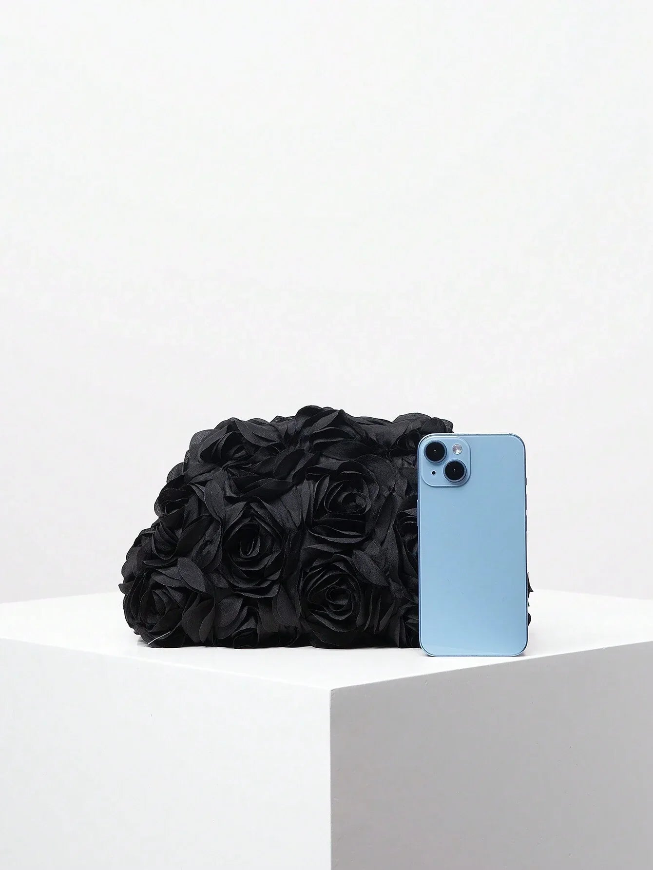 Buy SHEIN Elegant Rose Pattern Evening Bag, Wedding Party Clutch Bag, Gentle And Sweet Ladies Purse, Valentine'S Day Gift For Ladies (Random Pattern) in Pakistan