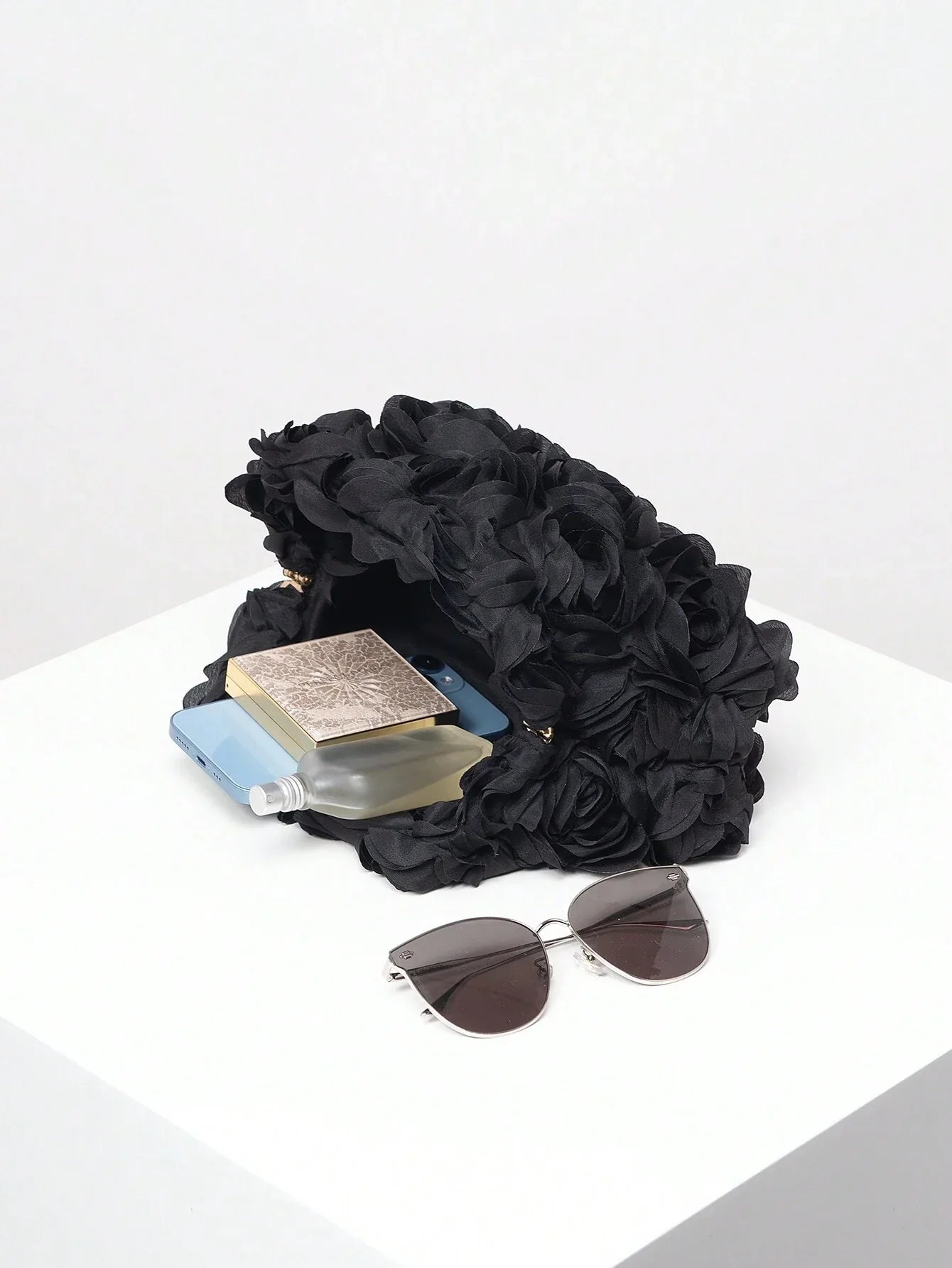 Buy SHEIN Elegant Rose Pattern Evening Bag, Wedding Party Clutch Bag, Gentle And Sweet Ladies Purse, Valentine'S Day Gift For Ladies (Random Pattern) in Pakistan