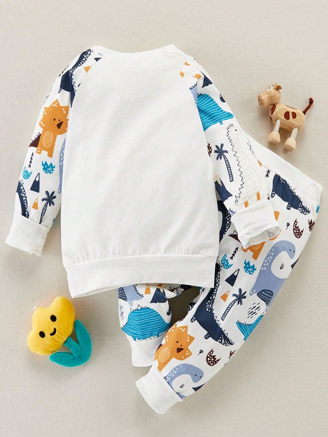Buy SHEIN Fashionable 2pcs Baby Boys' Hoodie And Printed Pants Set in Pakistan
