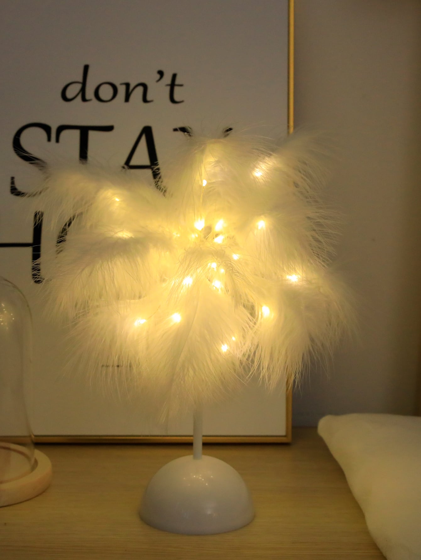 Buy SHEIN Feather Decor Table Lamp in Pakistan