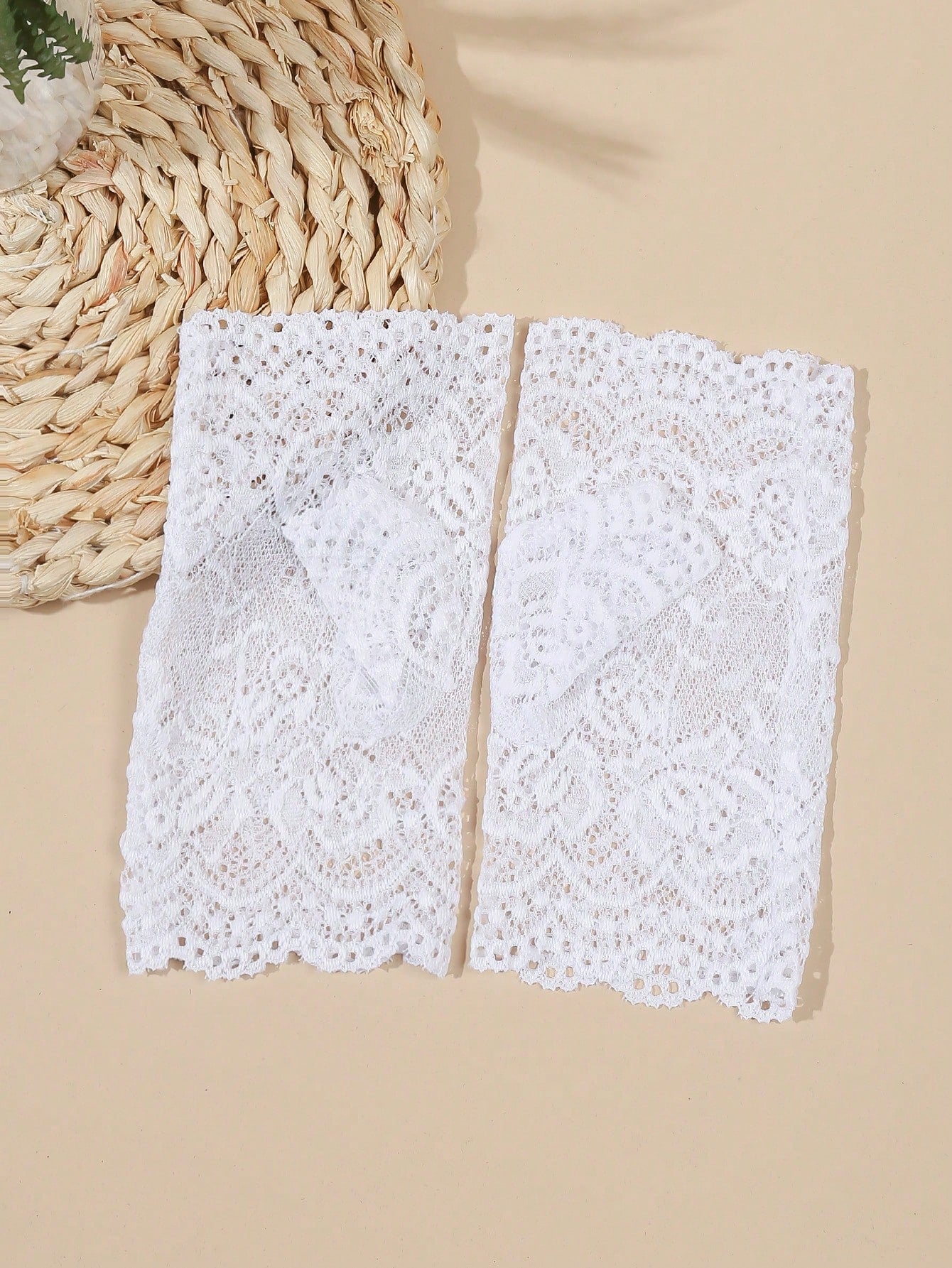 Buy SHEIN Floral Embroidered Fingerless Gloves in Pakistan