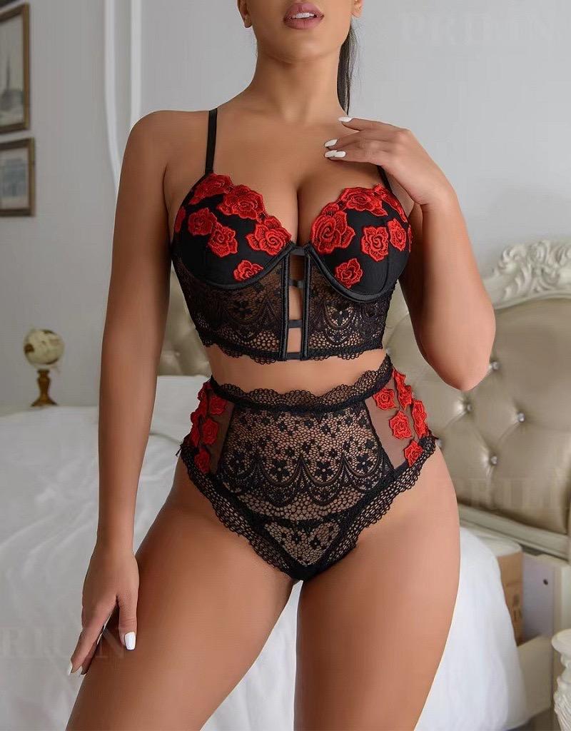 Buy Garter Set - Ember Rose in Pakistan