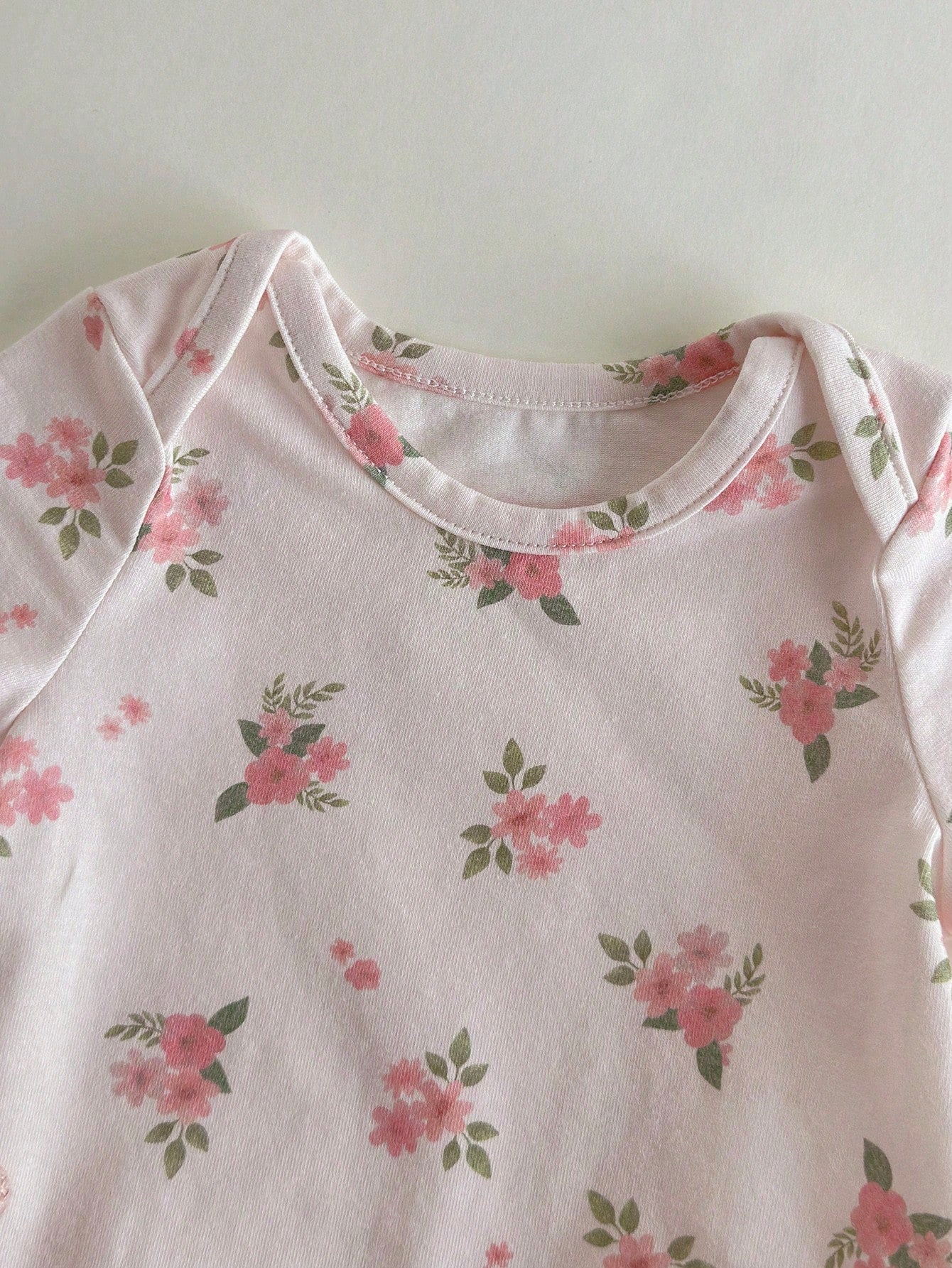 Buy SHEIN Loomiva Newborn Baby Floral Print Soft Knitted Crew Neck Short Sleeve Romper With Elastic Waist Pants 2Pcs Set in Pakistan