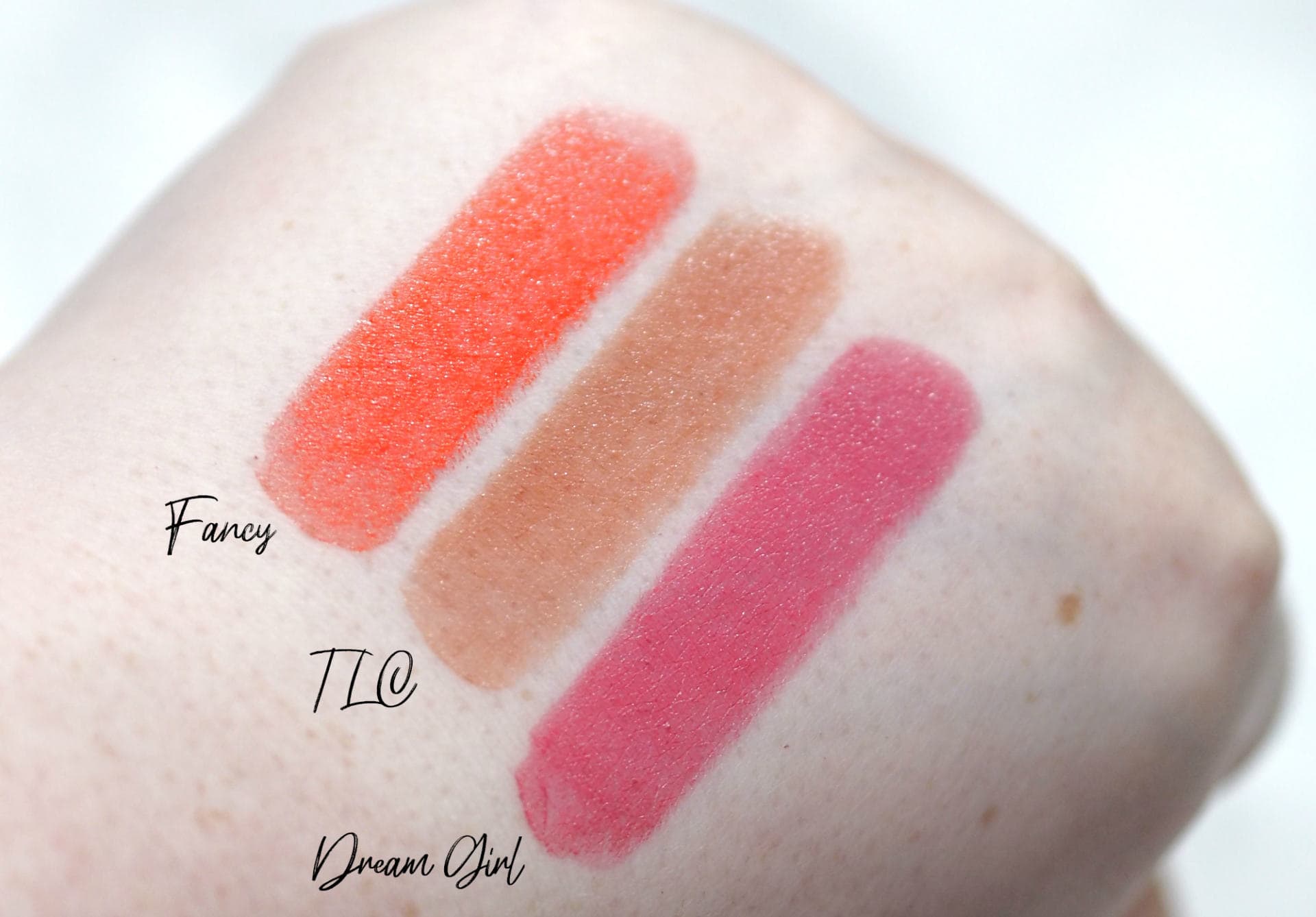 Buy MUA Velvet Matte Lipstick in Pakistan