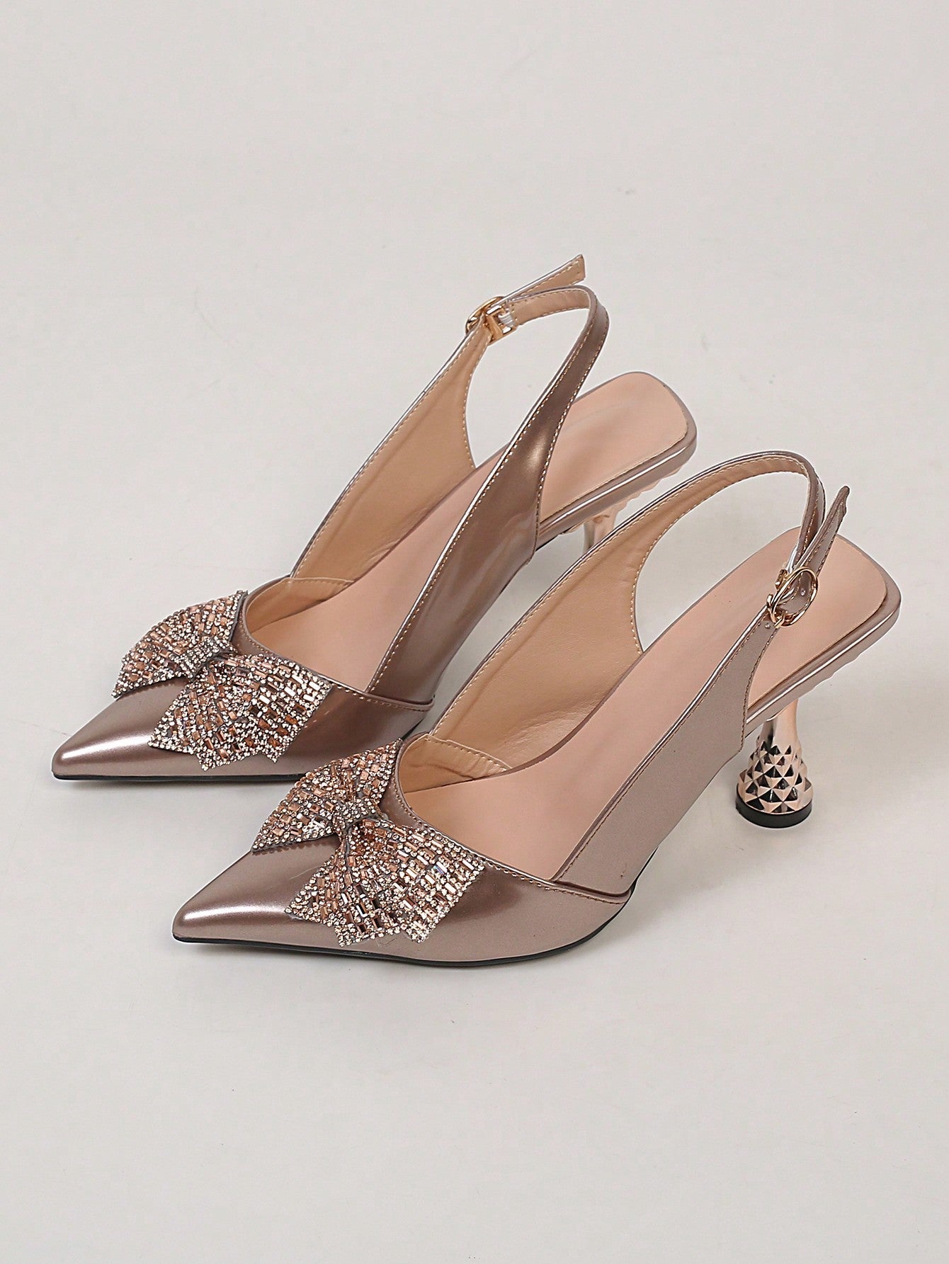 Buy SHEIN Pointed Toe High-heeled Single Shoes in Pakistan