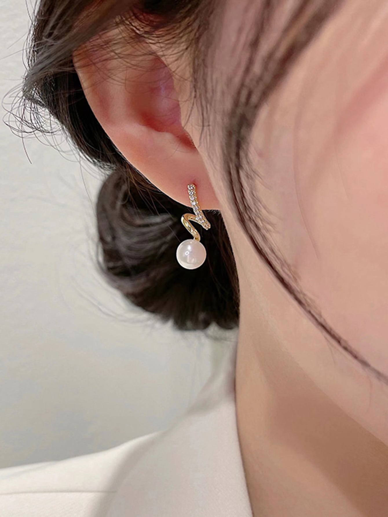 Buy SHEIN Rhinestone & Faux Pearl Decor Stud Earrings in Pakistan