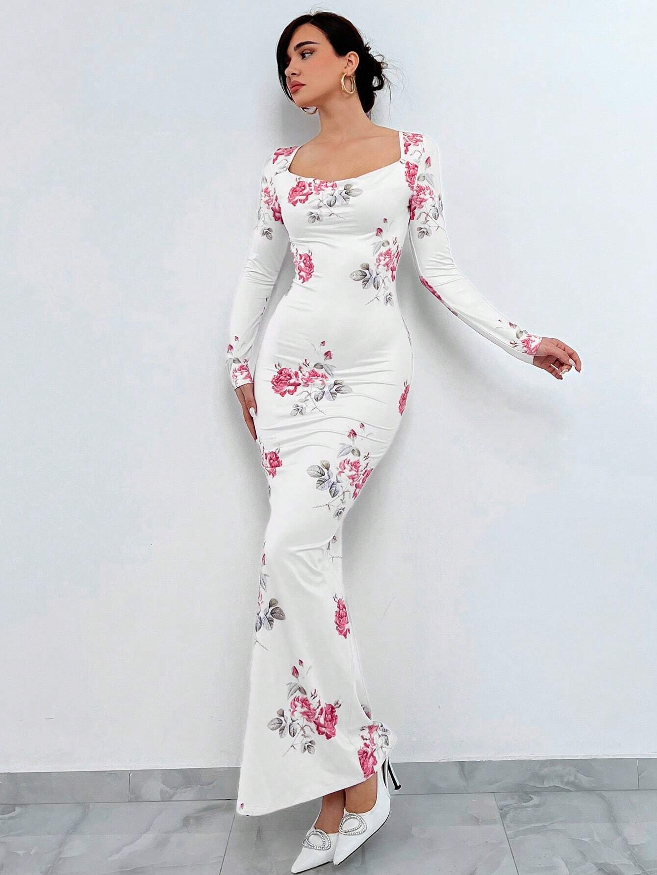 Buy SHEIN Aloruh Women's Floral Printed Long Sleeve Mermaid Hem Dress in Pakistan