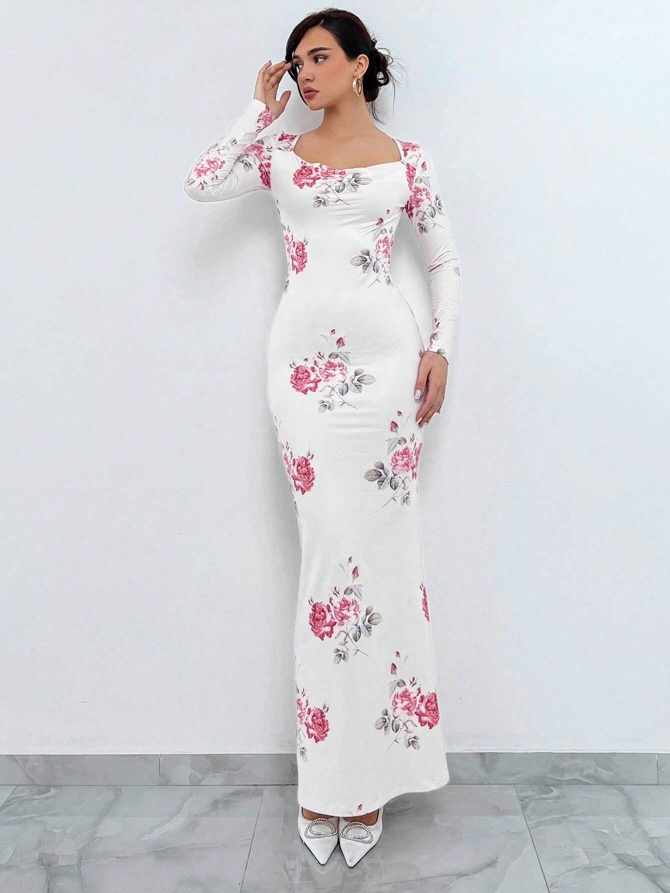 Buy SHEIN Aloruh Women's Floral Printed Long Sleeve Mermaid Hem Dress in Pakistan