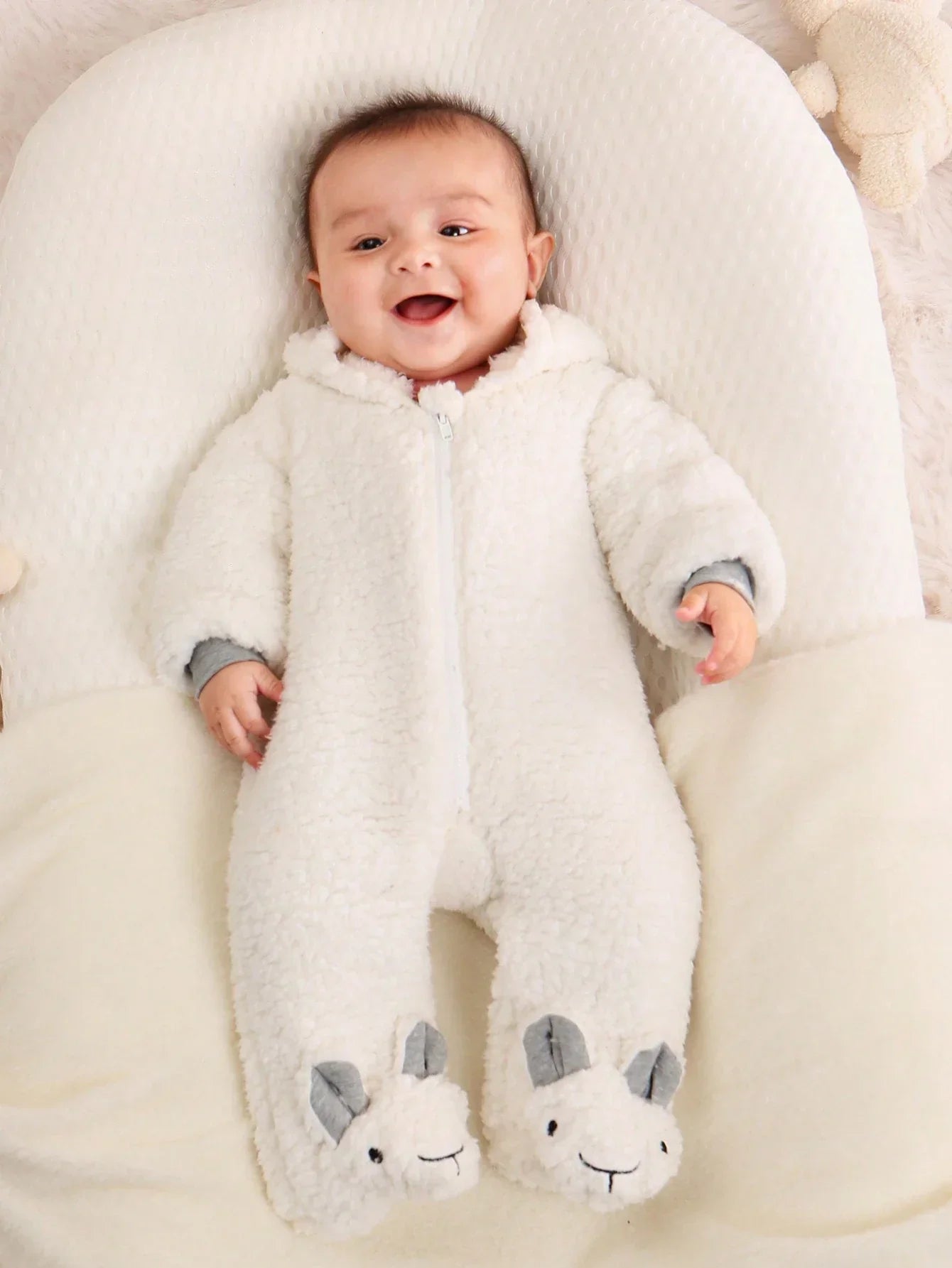 Buy SHEIN Baby Boys Cartoon Embroidery 3D Ears Design Hooded Teddy Sleep Jumpsuit in Pakistan