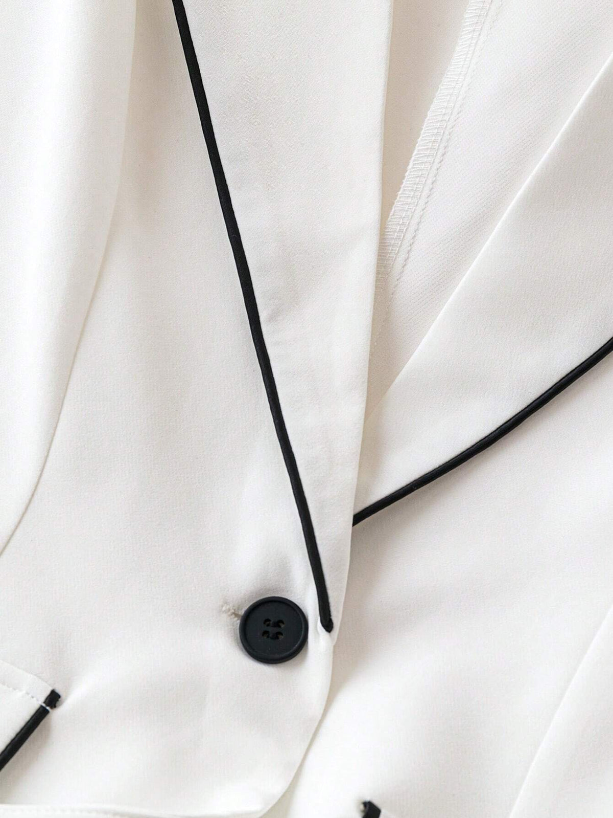 Buy SHEIN Clasi Women's Casual Color-Blocking Sleeveless Blazer in Pakistan