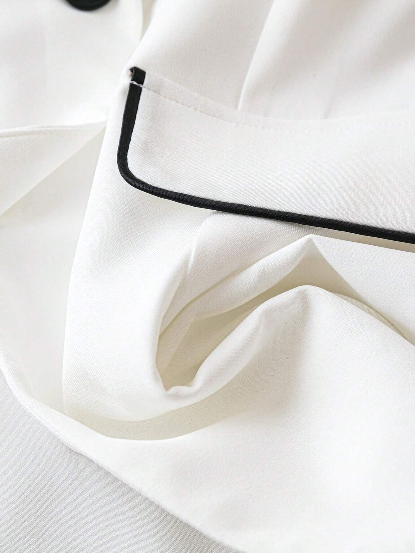 Buy SHEIN Clasi Women's Casual Color-Blocking Sleeveless Blazer in Pakistan